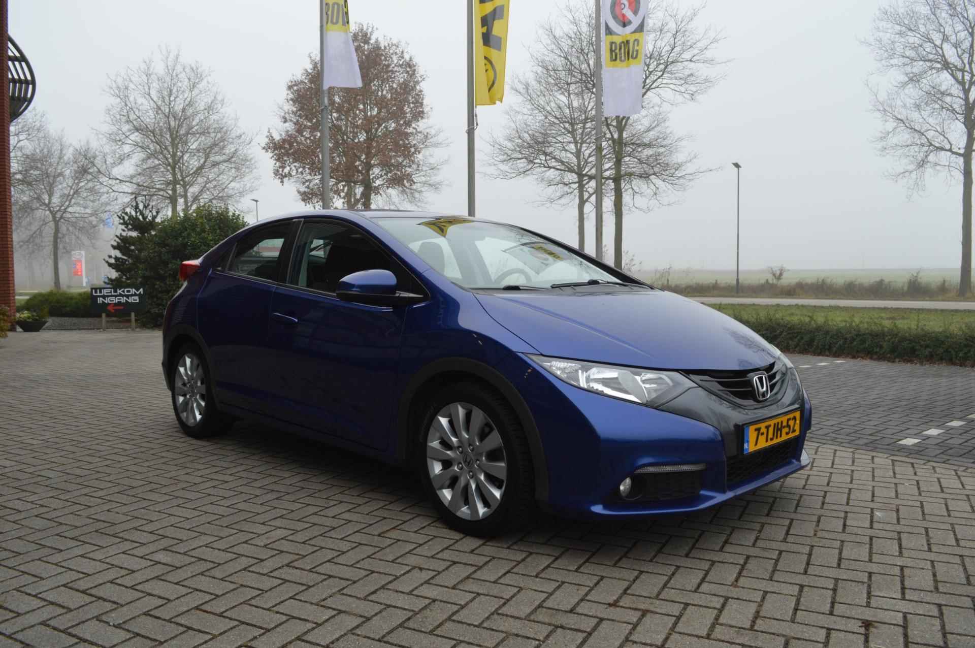 Honda Civic 1.8 Sport - 4/23