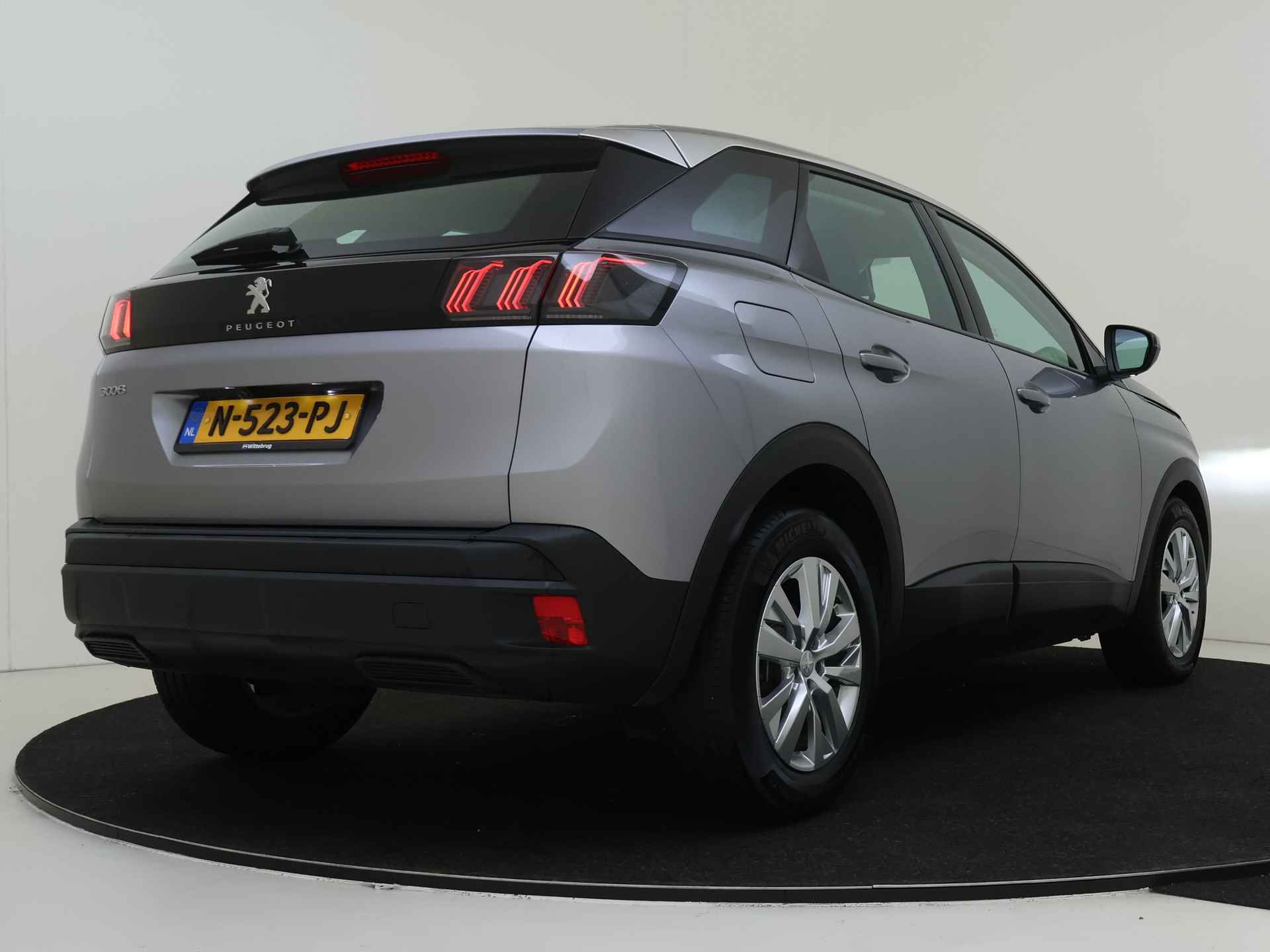 Peugeot 3008 1.2 PureTech Blue Lease Active 130 pk | Navigatie | Climate Control MD - 10/40