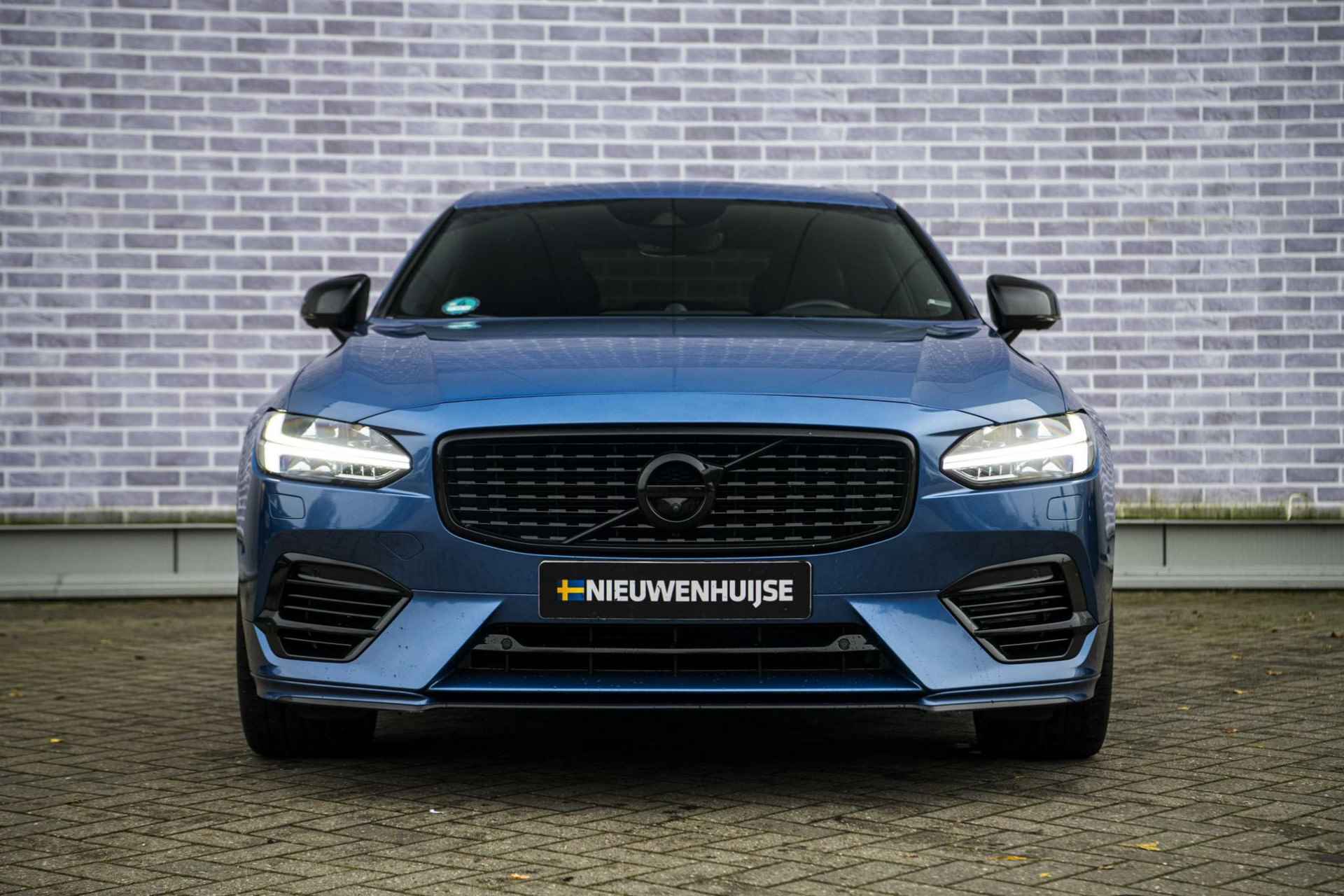 Volvo S90 2.0 T8 AWD R-Design | Full Option | Black Pack | Trekhaak | Bowers & Wilkins Audio | Polestar Tuning | Luchtvering | Schuifkanteldak | 360 Camera | - 10/45