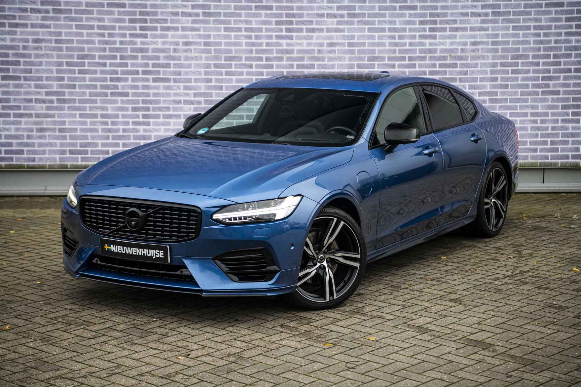 Volvo S90 2.0 T8 AWD R-Design | Full Option | Black Pack | Trekhaak | Bowers & Wilkins Audio | Polestar Tuning | Luchtvering | Schuifkanteldak | 360 Camera | - 16/45