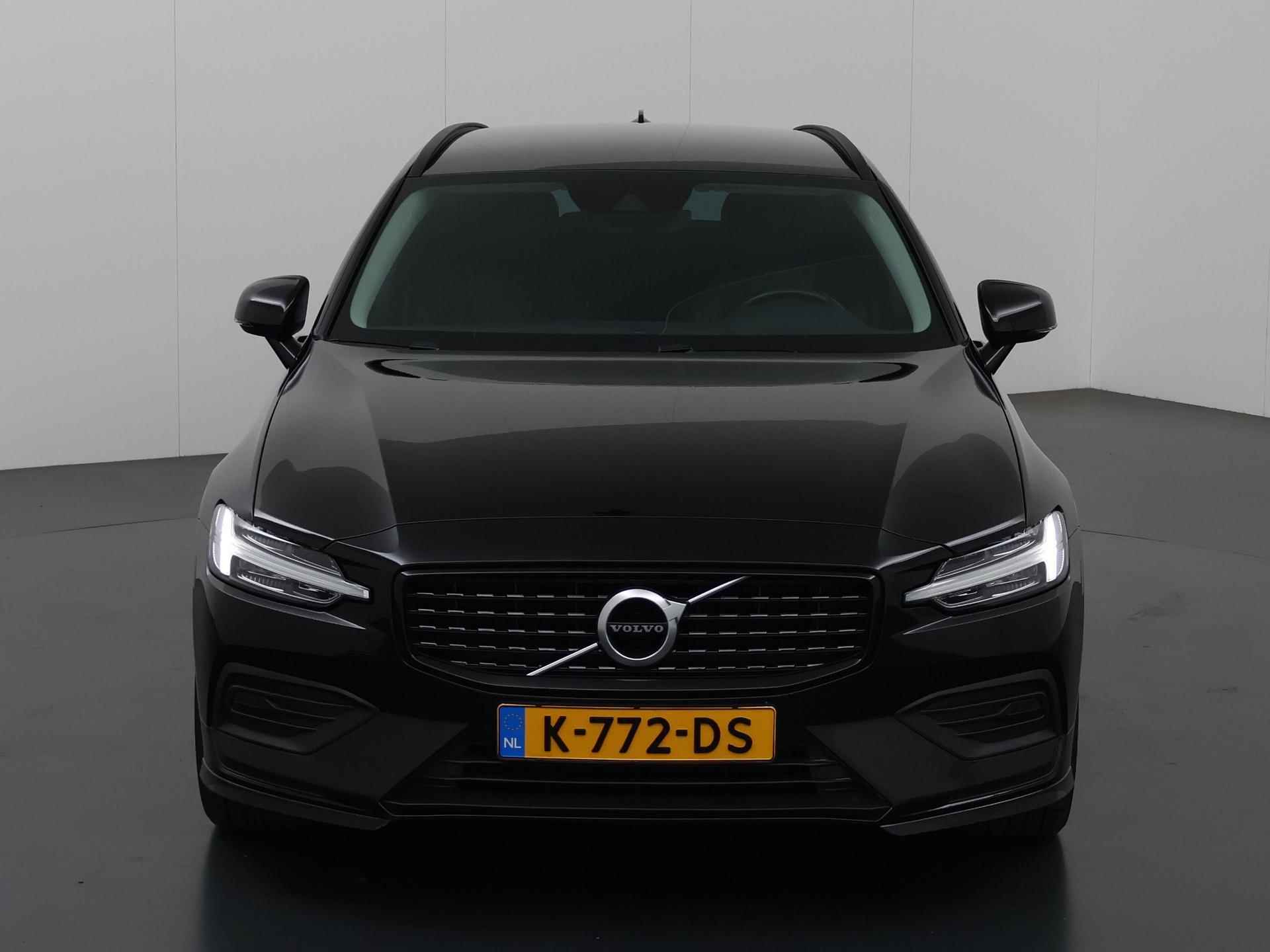 Volvo V60 2.0 B3 Business Pro | Trekhaak | Navigatie | Cruise control Adaptief | Parkeercamera | 1e eigenaar | Digitaal dashboard | Keyless Go | Stoelverwarming | Dodehoekdetectie | Carplay | - 4/38