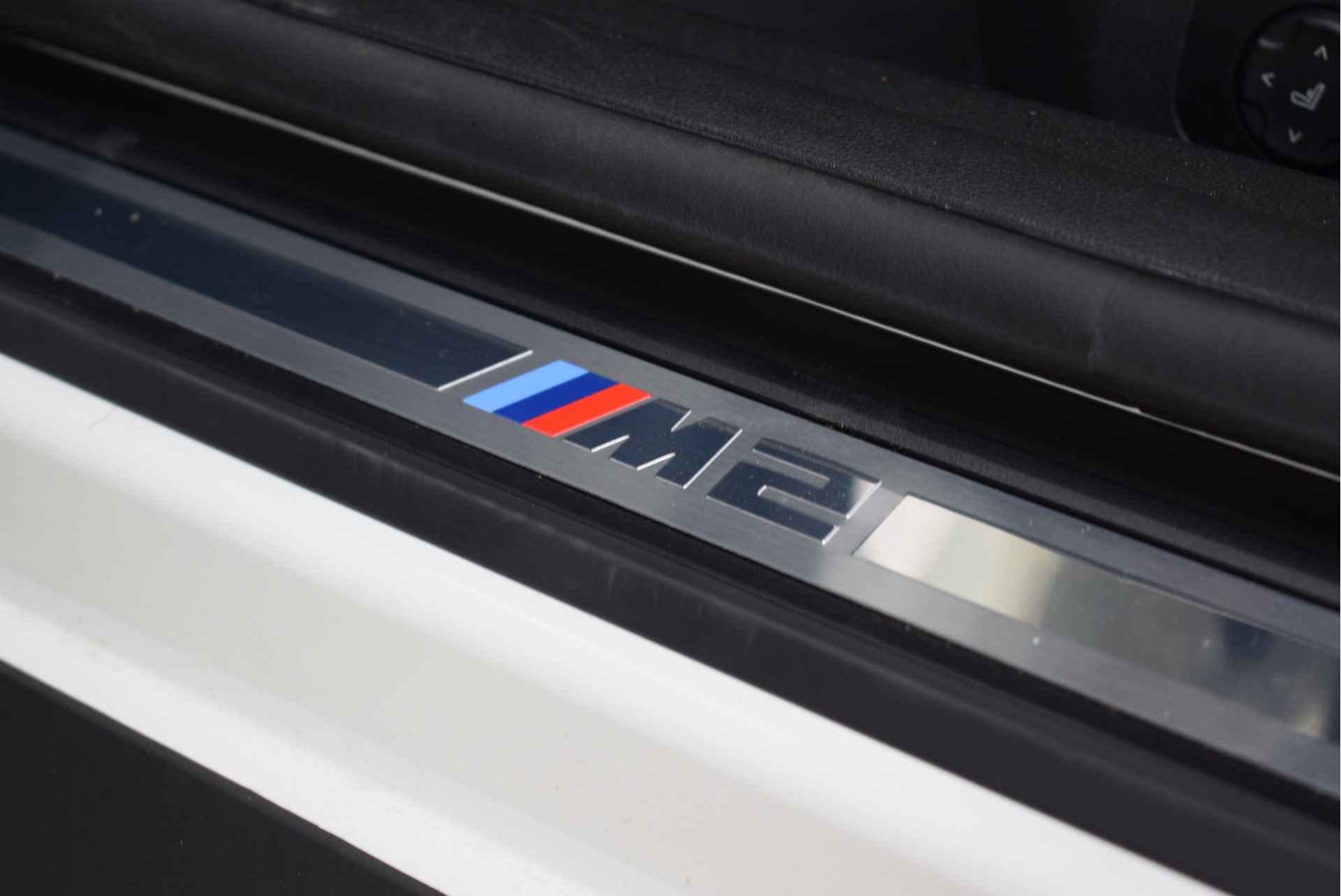 BMW 2 Serie Coupé M2 High Executive M-performance Akrapovic / M Performance / M Sportstoelen / Akrapovic uitlaatsysteem / Adaptief M Onderstel / M Compound remsysteem / Active Cruise Control - 22/38