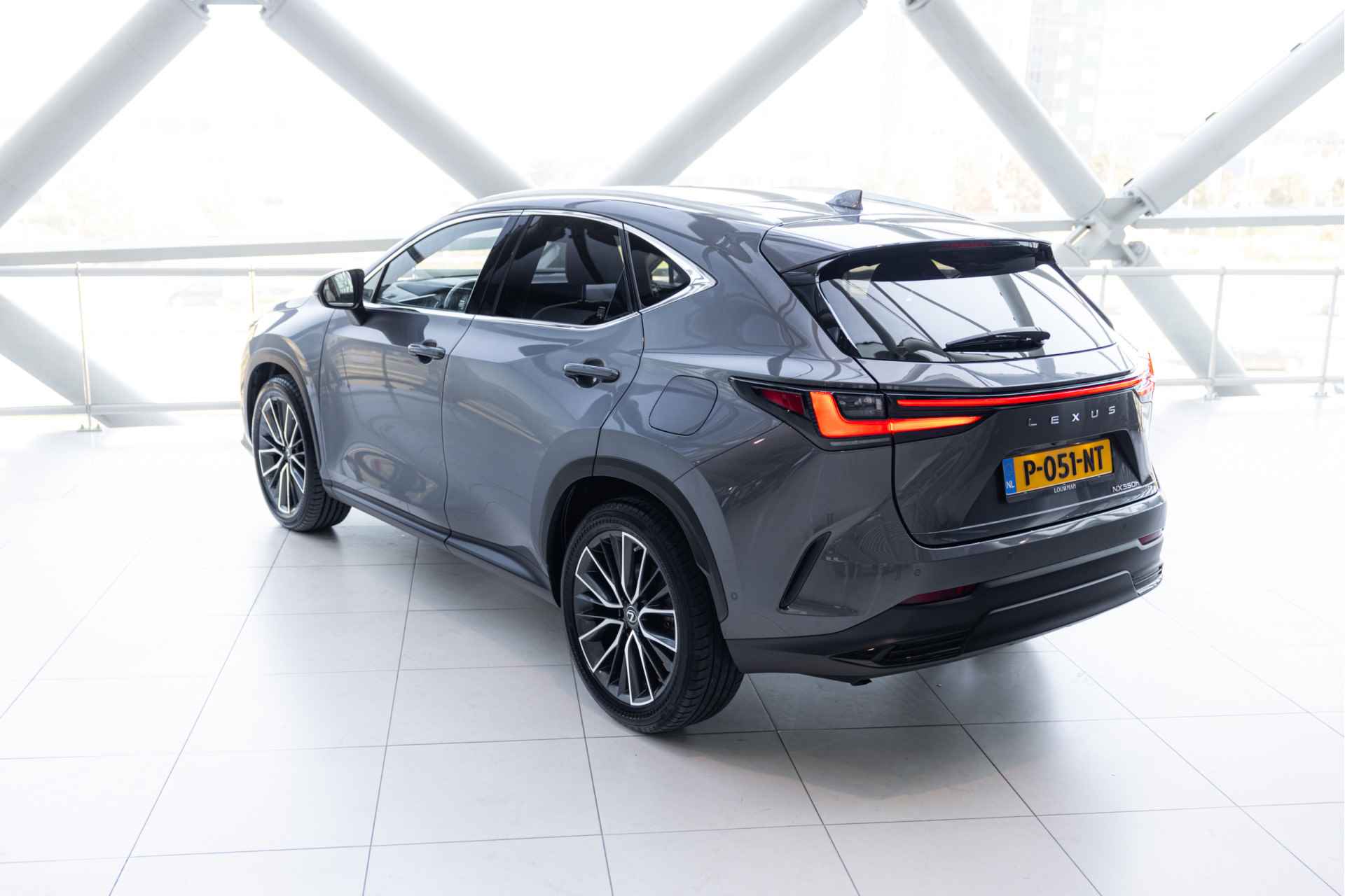 Lexus NX 350h AWD Executive Line | Mark Levinson | Panoramadak | Head-up Display | Stoelverwarming-/Verkoeling | Stoelgeheugen | - 14/70