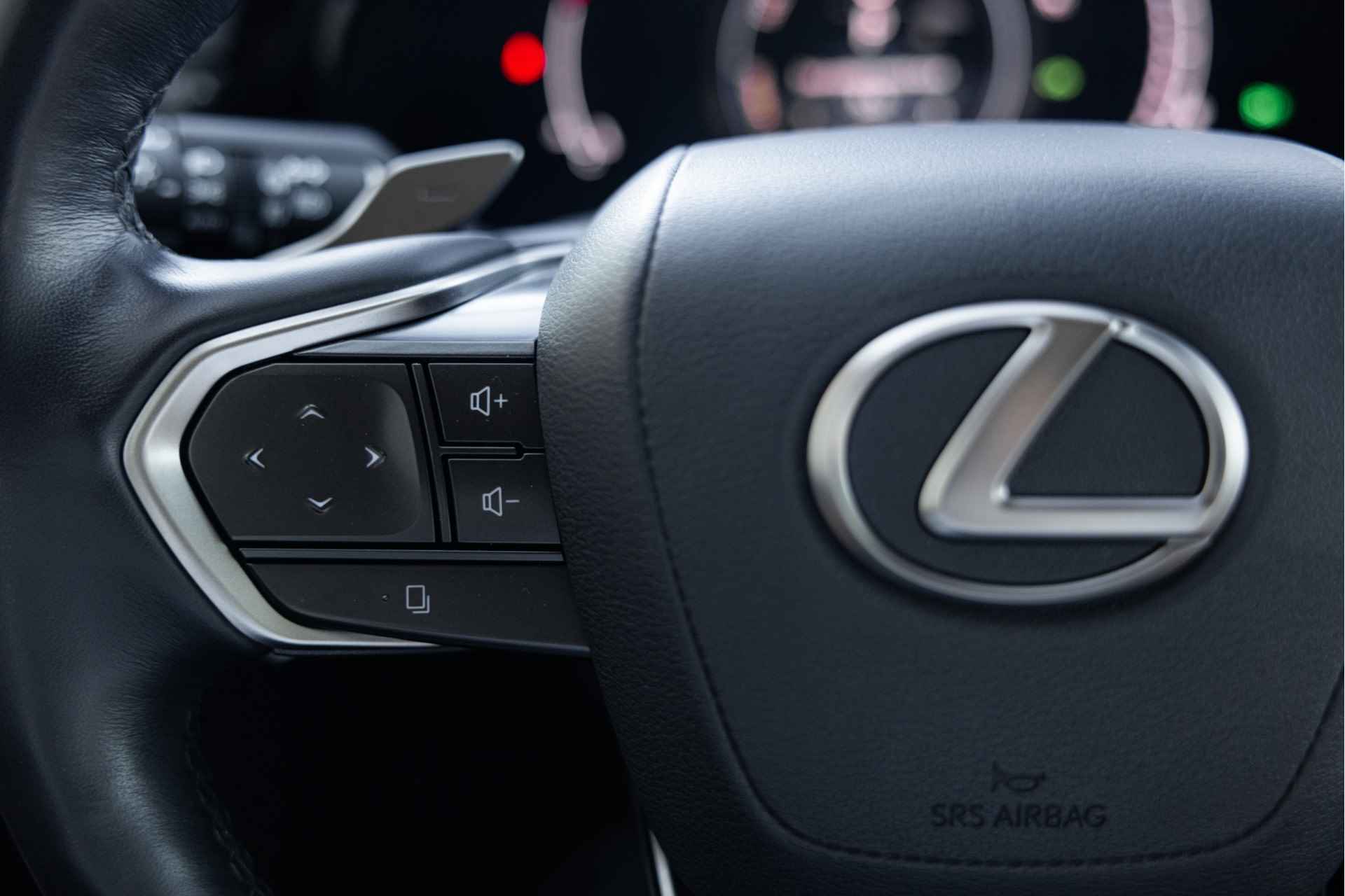 Lexus NX 350h AWD Executive Line | Mark Levinson | Panoramadak | Head-up Display | Stoelverwarming-/Verkoeling | Stoelgeheugen | - 19/70