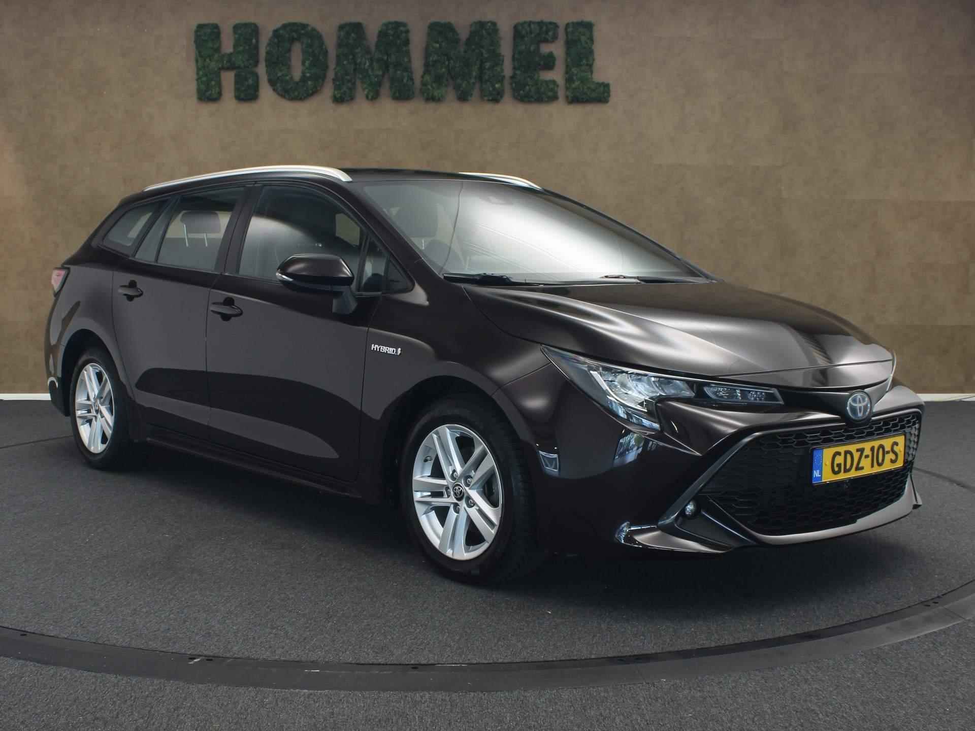 Toyota Corolla Touring Sports 1.8 Hybrid Business - NAVIGATIE - CLIMATE CONTROL - ACHTERUITRIJCAMERA - ADAPTIEVE CRUISE CONTROL - 16 INCH LICHT METALEN VELGEN - DAB RADIO - 2/38