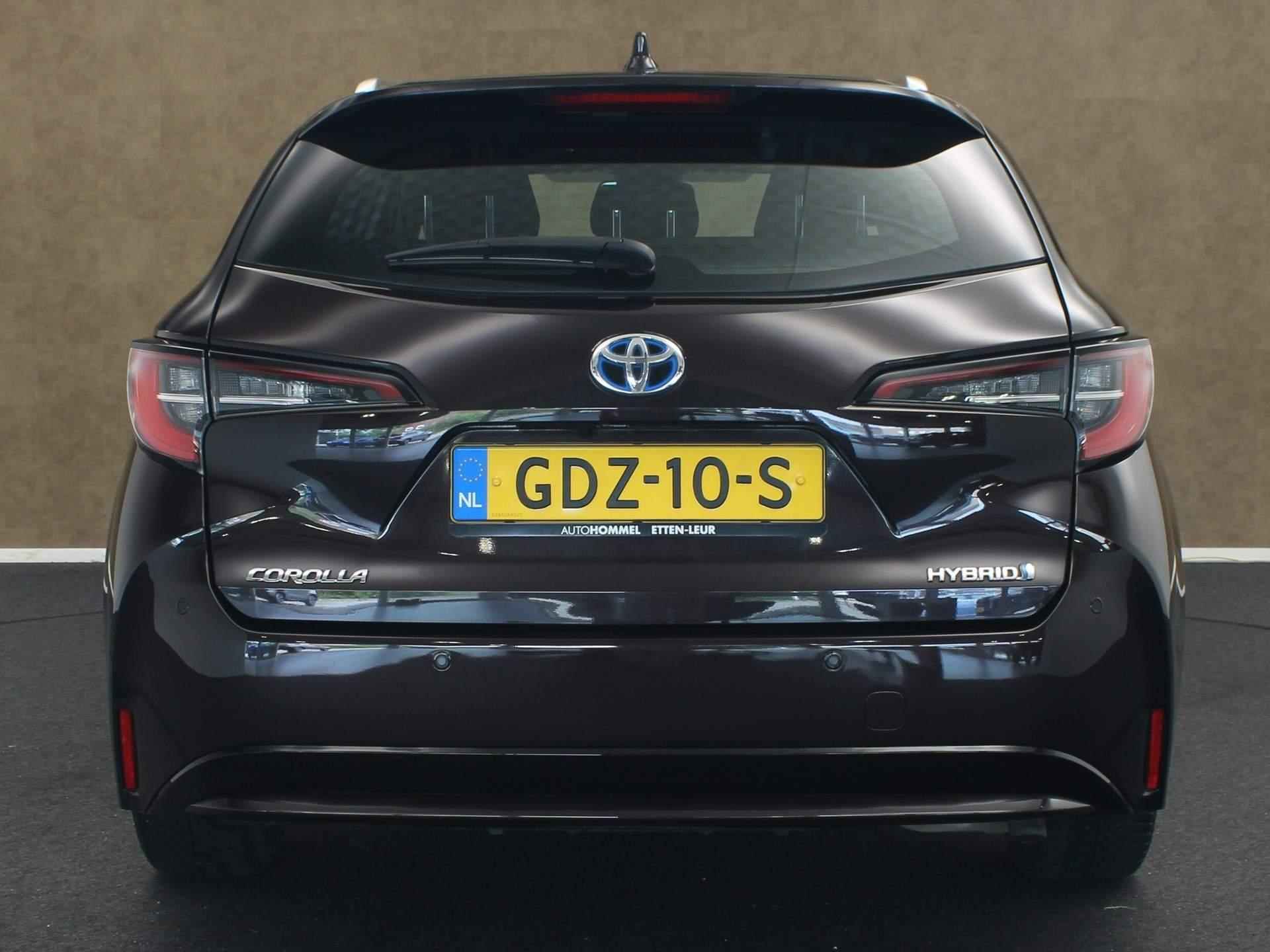 Toyota Corolla Touring Sports 1.8 Hybrid Business - NAVIGATIE - CLIMATE CONTROL - ACHTERUITRIJCAMERA - ADAPTIEVE CRUISE CONTROL - 16 INCH LICHT METALEN VELGEN - DAB RADIO - 11/38