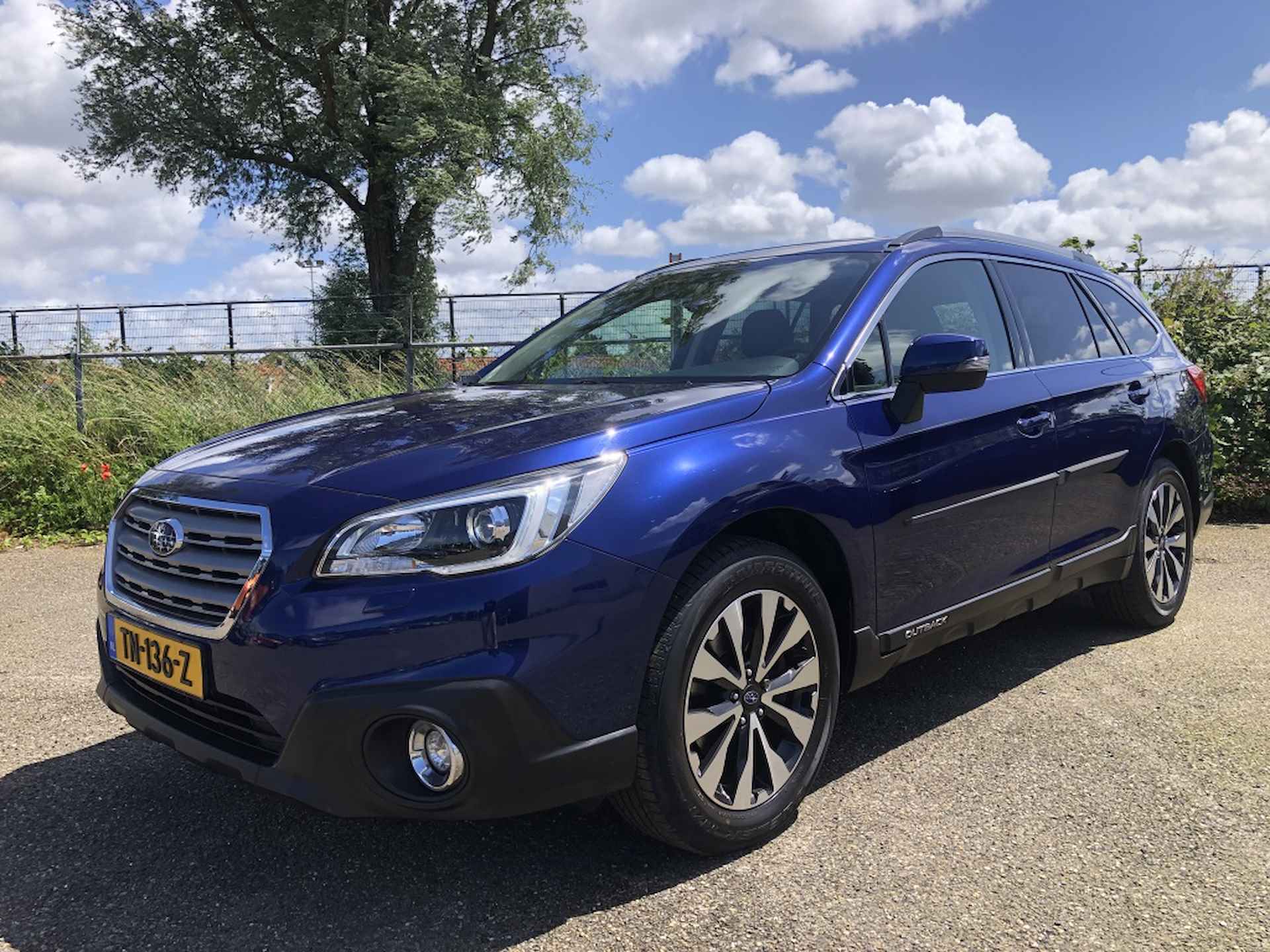 Subaru Outback 2.5i Premium - 7/30