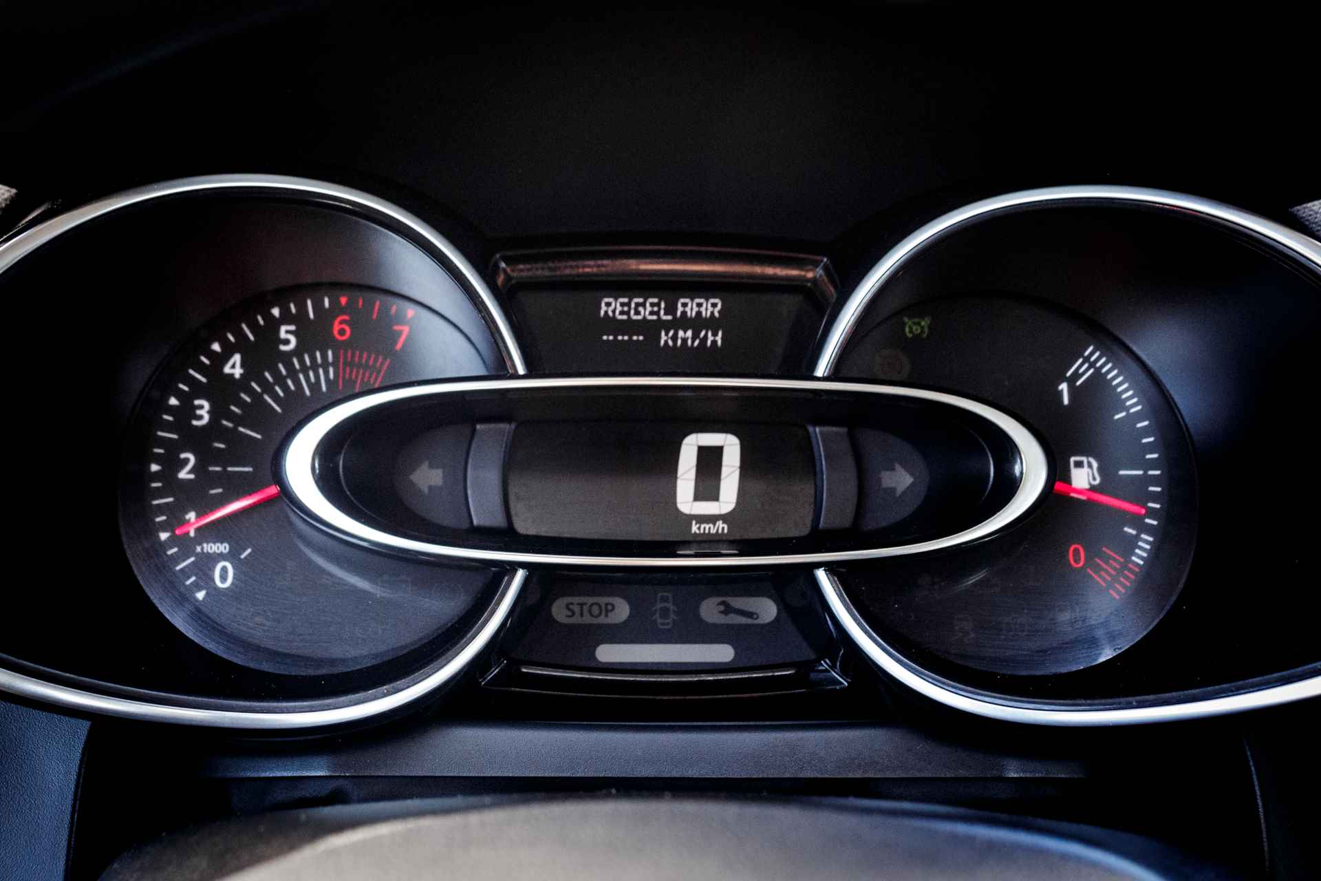 Renault Clio 0.9 90 PK TCe Zen RIJKLAAR INCL GARANTIE. | Navigatie | Cruise Control | Airco  | NL Auto | - 12/26