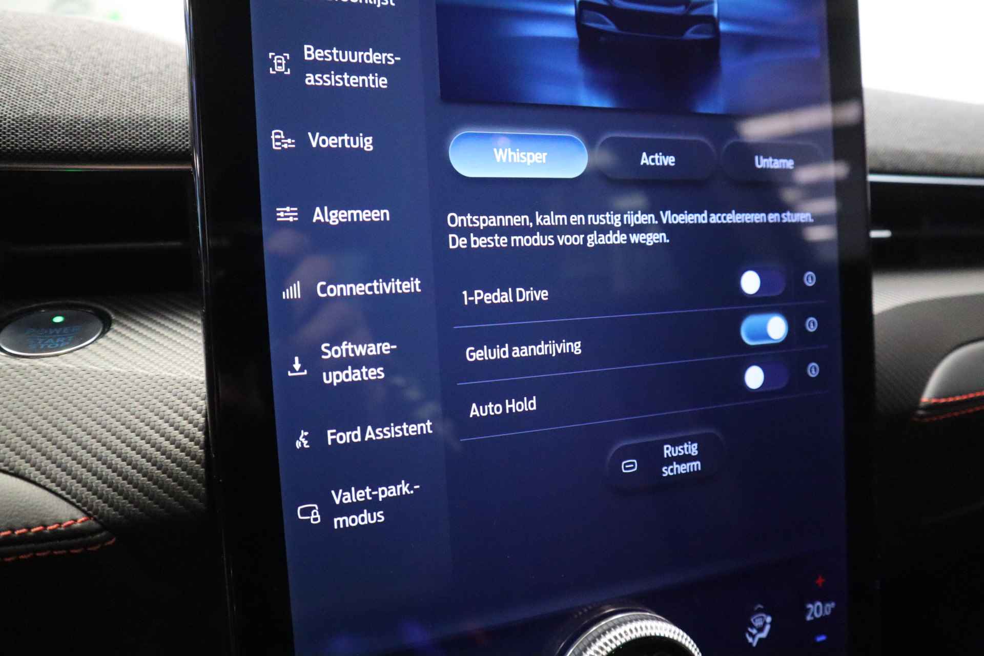 Ford Mustang Mach-E Premium AWD 75 kWh Navigatie Stoelverwarming PDC AWD Apple Carplay - 18/21