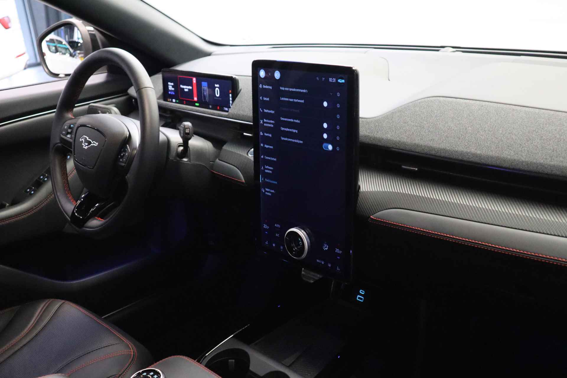 Ford Mustang Mach-E Premium AWD 75 kWh Navigatie Stoelverwarming PDC AWD Apple Carplay - 21/21