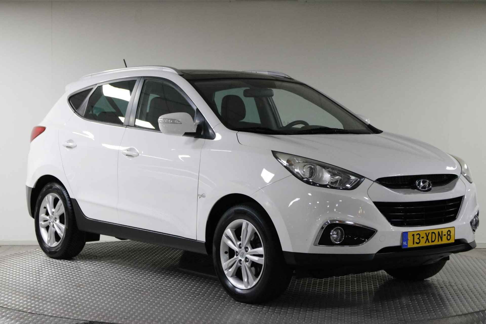 Hyundai ix35 2.0i 4WD Business Edition 163 PK AUTOMAAT! Clima | Camera | Cruise | Trekhaak | Navi | Bluetooth. - 28/32