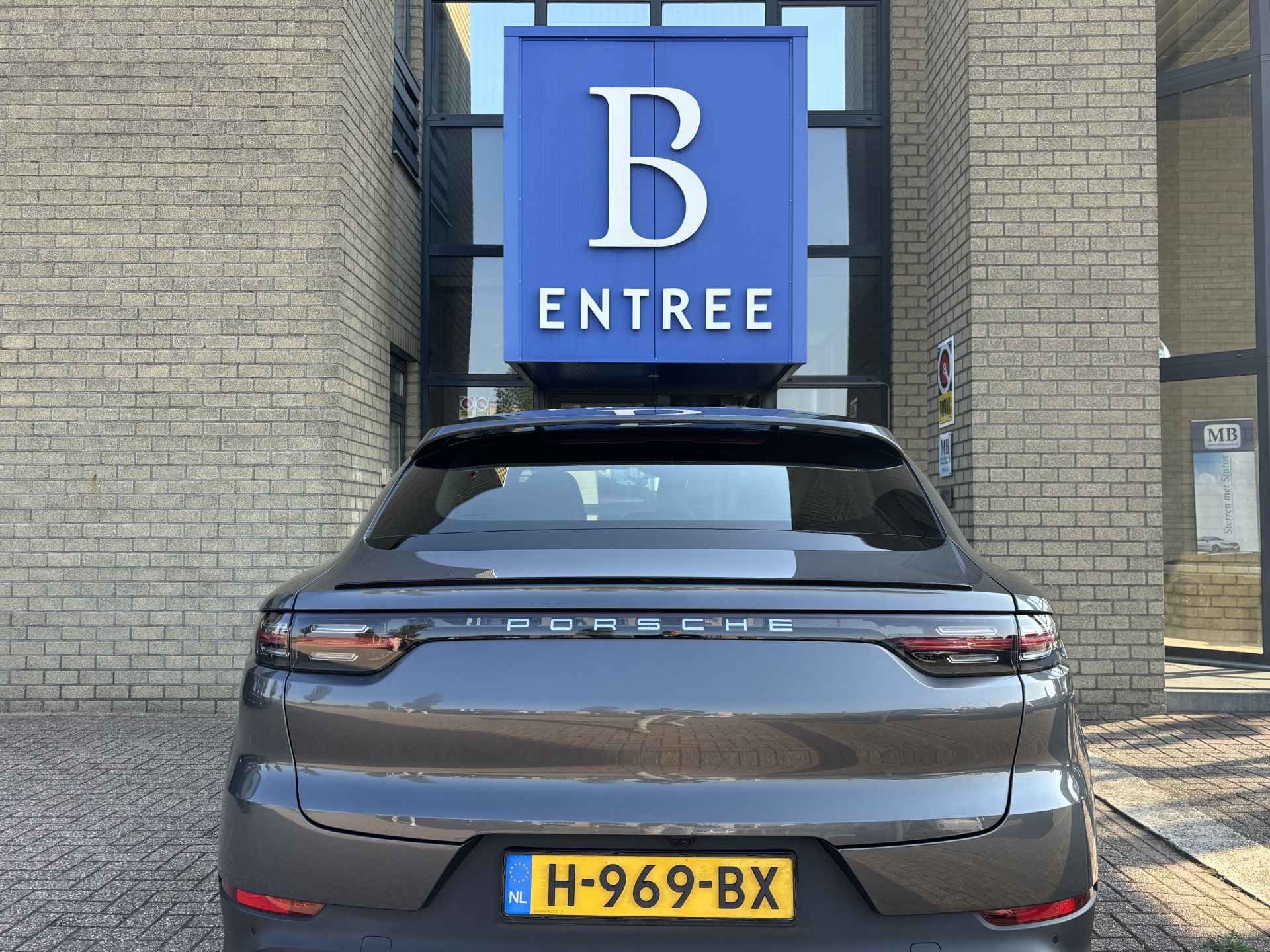 Porsche Cayenne Coupé 3.0 E Hybrid-PANORAMA-LUCHTV.-STOELEN 18 VOUDIG-SPORT CHRONO-SURROUND VIEW-COMPL. - 29/29