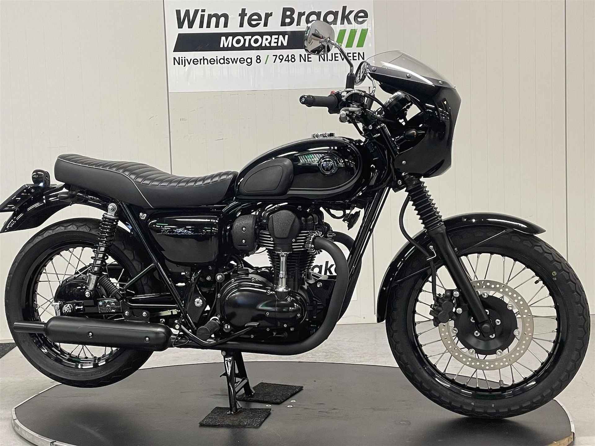 Kawasaki W 800 Black Edition - 2016 - 20/22