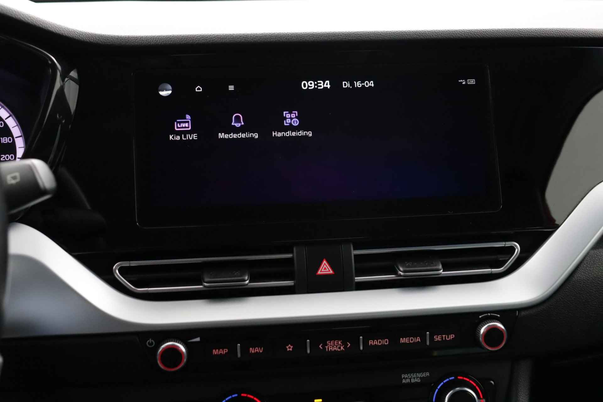 Kia Niro 1.6 GDi Hybrid DynamicLine - Navigatie - Apple/Android Carplay - Climate Control - Cruise Control Adaptief - Trekhaak - Fabrieksgarantie tot 11-27 - 41/61