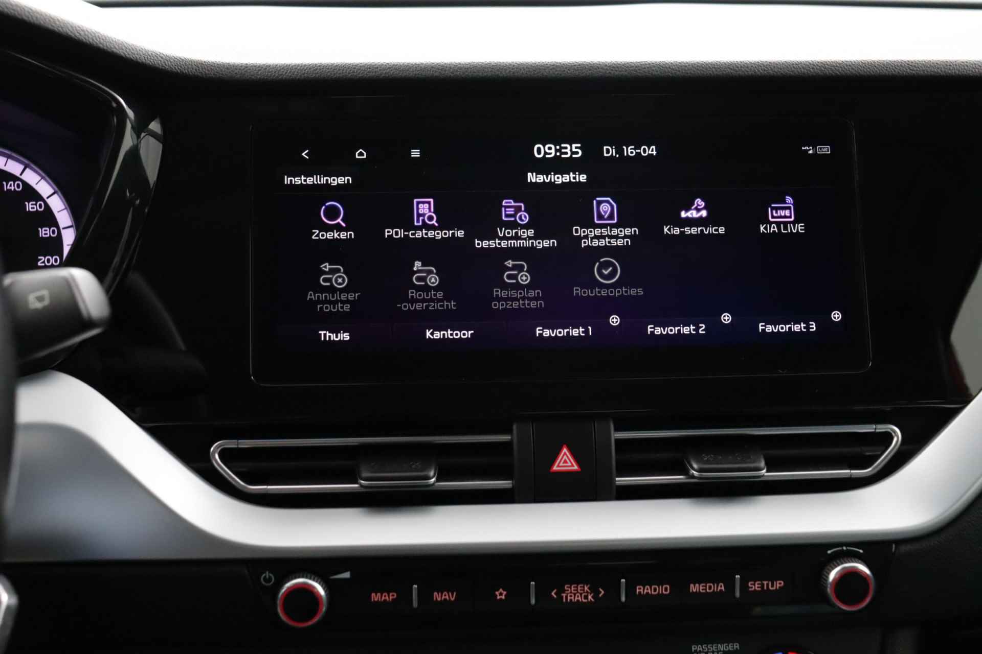 Kia Niro 1.6 GDi Hybrid DynamicLine - Navigatie - Apple/Android Carplay - Climate Control - Cruise Control Adaptief - Trekhaak - Fabrieksgarantie tot 11-27 - 44/61
