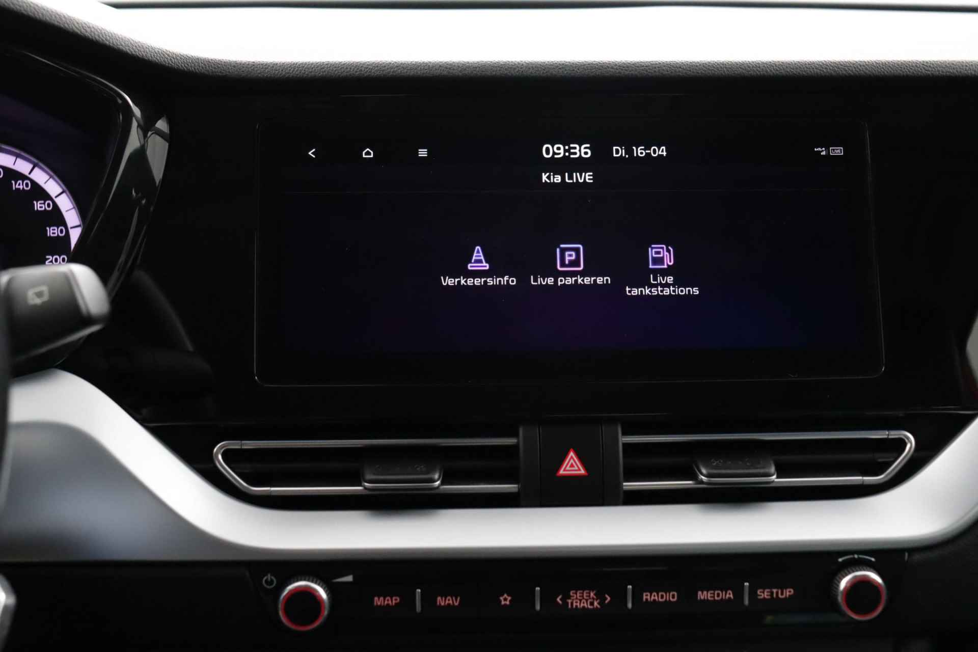 Kia Niro 1.6 GDi Hybrid DynamicLine - Navigatie - Apple/Android Carplay - Climate Control - Cruise Control Adaptief - Trekhaak - Fabrieksgarantie tot 11-27 - 51/61