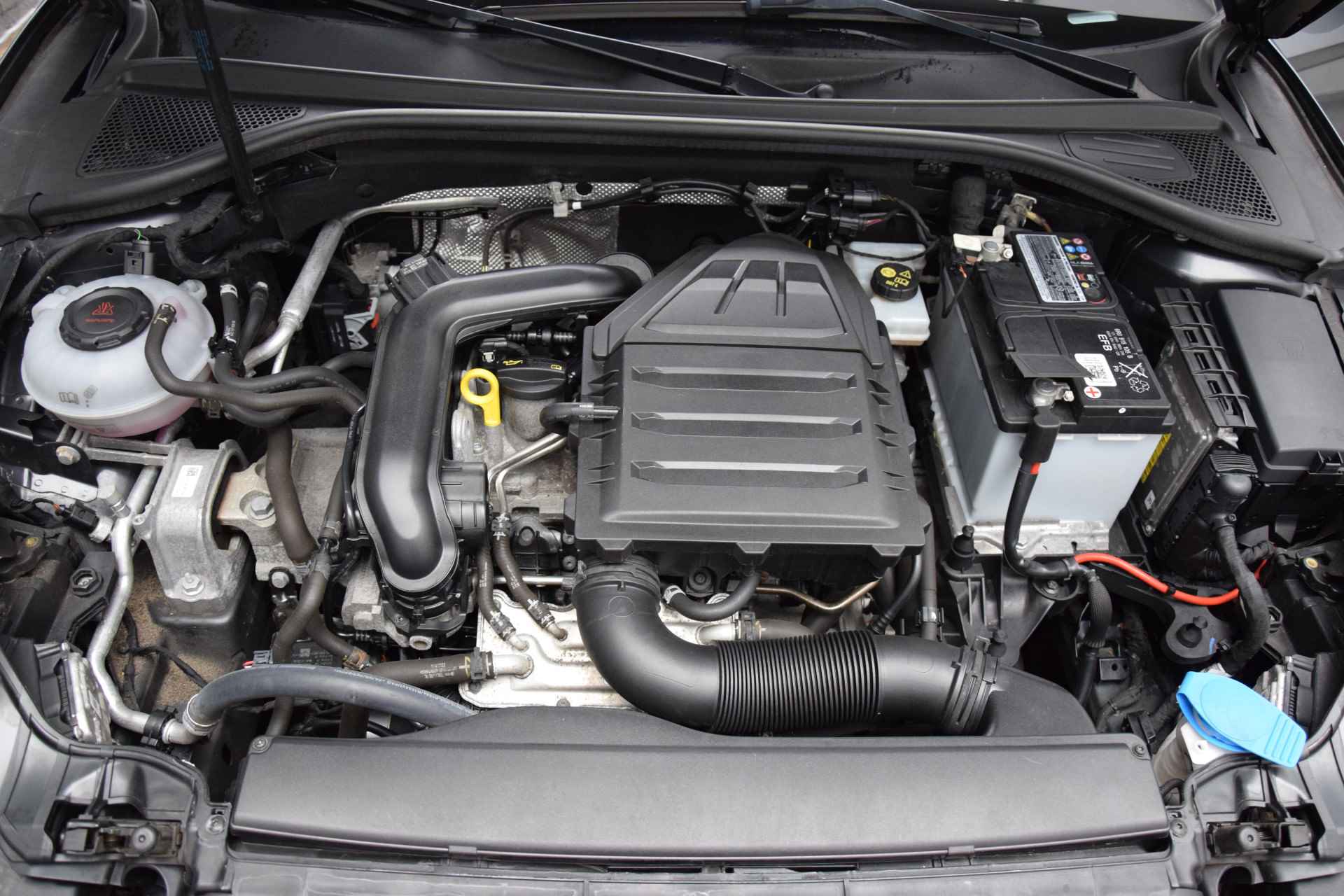 Audi A3 Limousine 30 116PK TFSI Sport Lease Edition Automaat | NL-Auto | BOVAG Garantie | Stoelverwarming | 17" Velgen | Naviatie | LED-Koplampen | PDC Achter | - 12/37