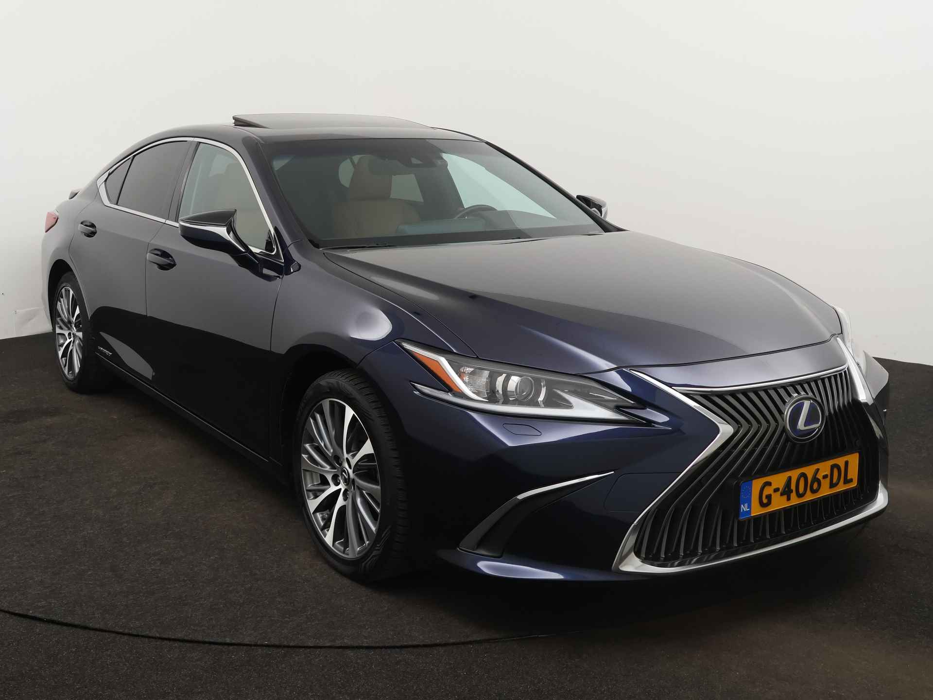 Lexus ES 300h Luxury Line | Stoelverwarming en -ventilatie | Safety System+ | Lederen bekleding | - 29/49