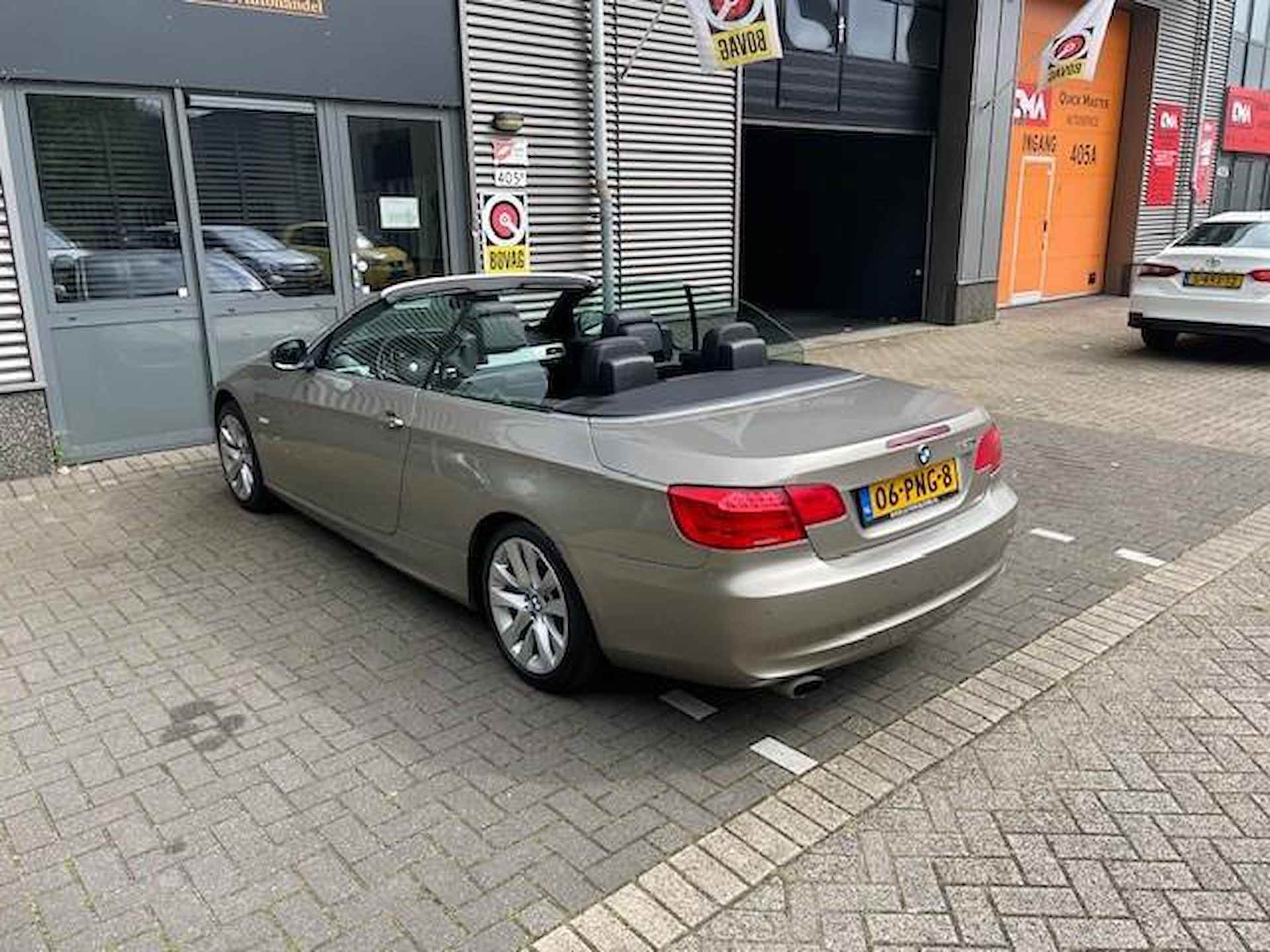 BMW 3-serie Cabrio 320i High Executive - 8/28