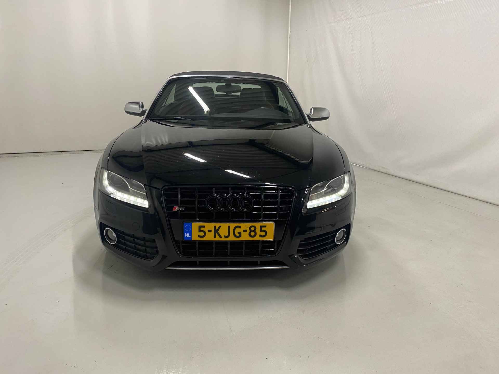 Audi S5 Cabriolet 3.0 TFSI S5 quattro RS Stoelen Vol leer Navi - 26/26