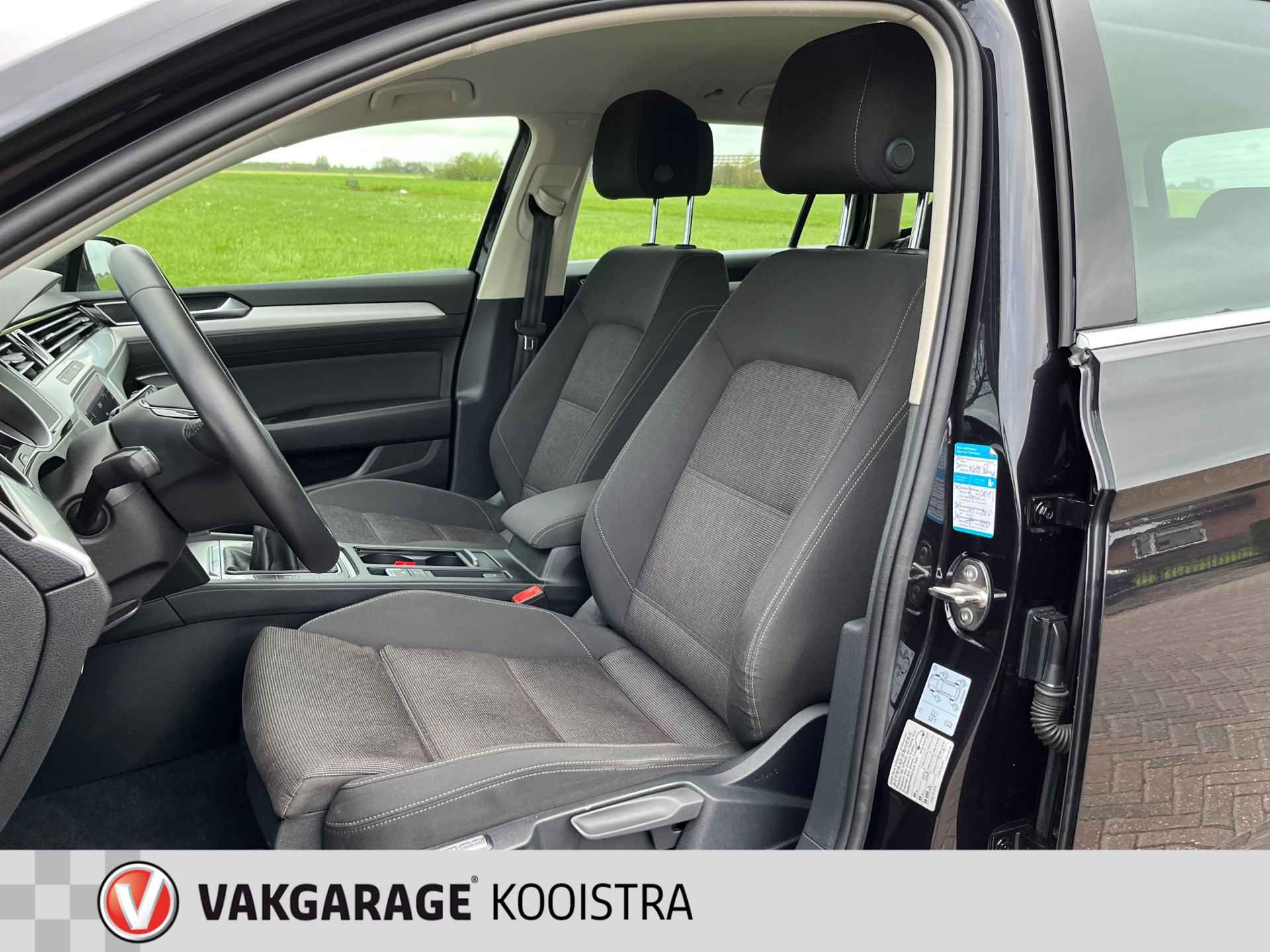 Volkswagen Passat Variant 1.4 TSI ACT Comfortline Business - 22/23