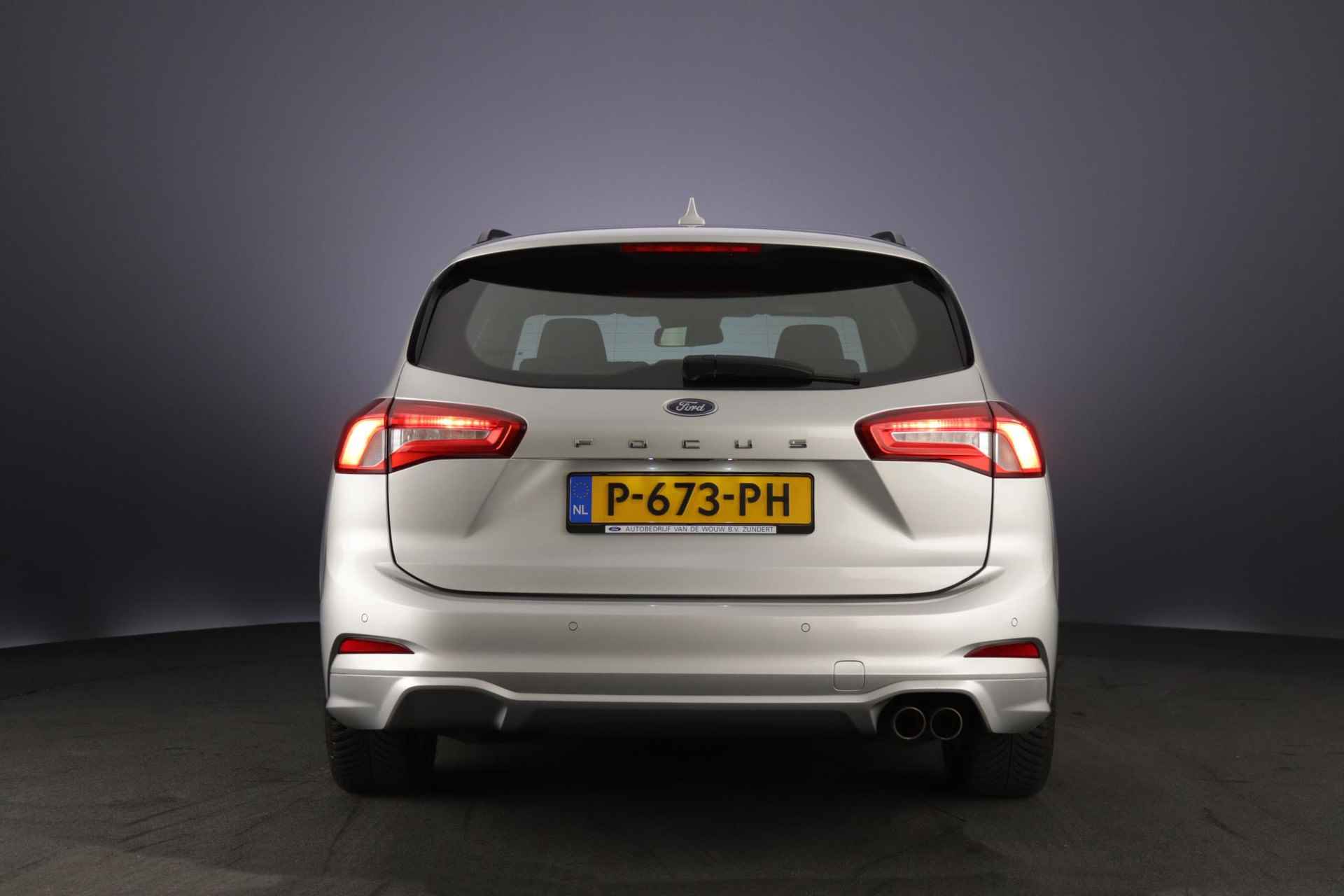 Ford Focus Wagon 1.0 EcoBoost ST Line Business - 2/45
