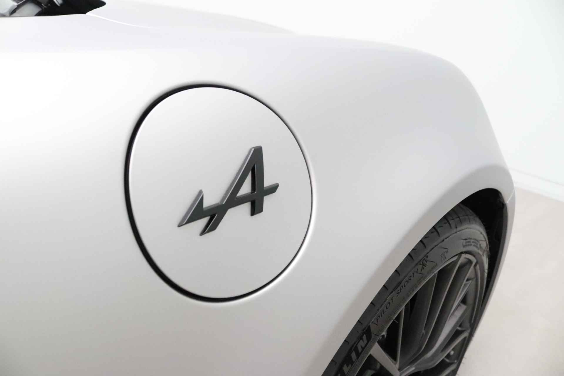 ALPINE A110 300pk Turbo S Enstone edition NIEUW | Gelimiteerd 1 van 300 stuks | Alpine F1 Enstone | Aero Pack - 46/51