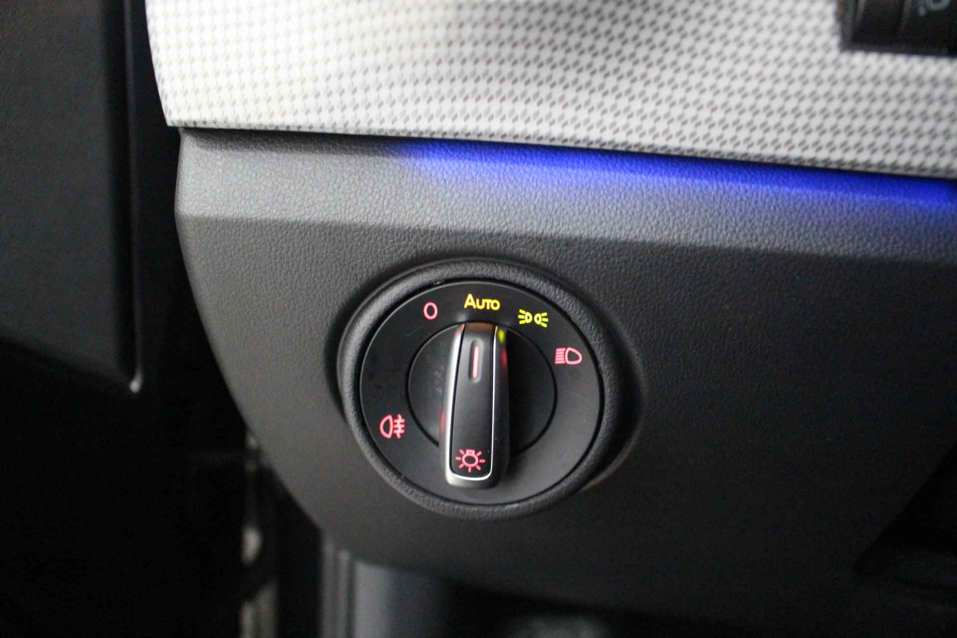 Volkswagen e-Up! e-up! 83PK Climate Control | Stoelverwarming | parkeersensoren | Camera . - 11/22