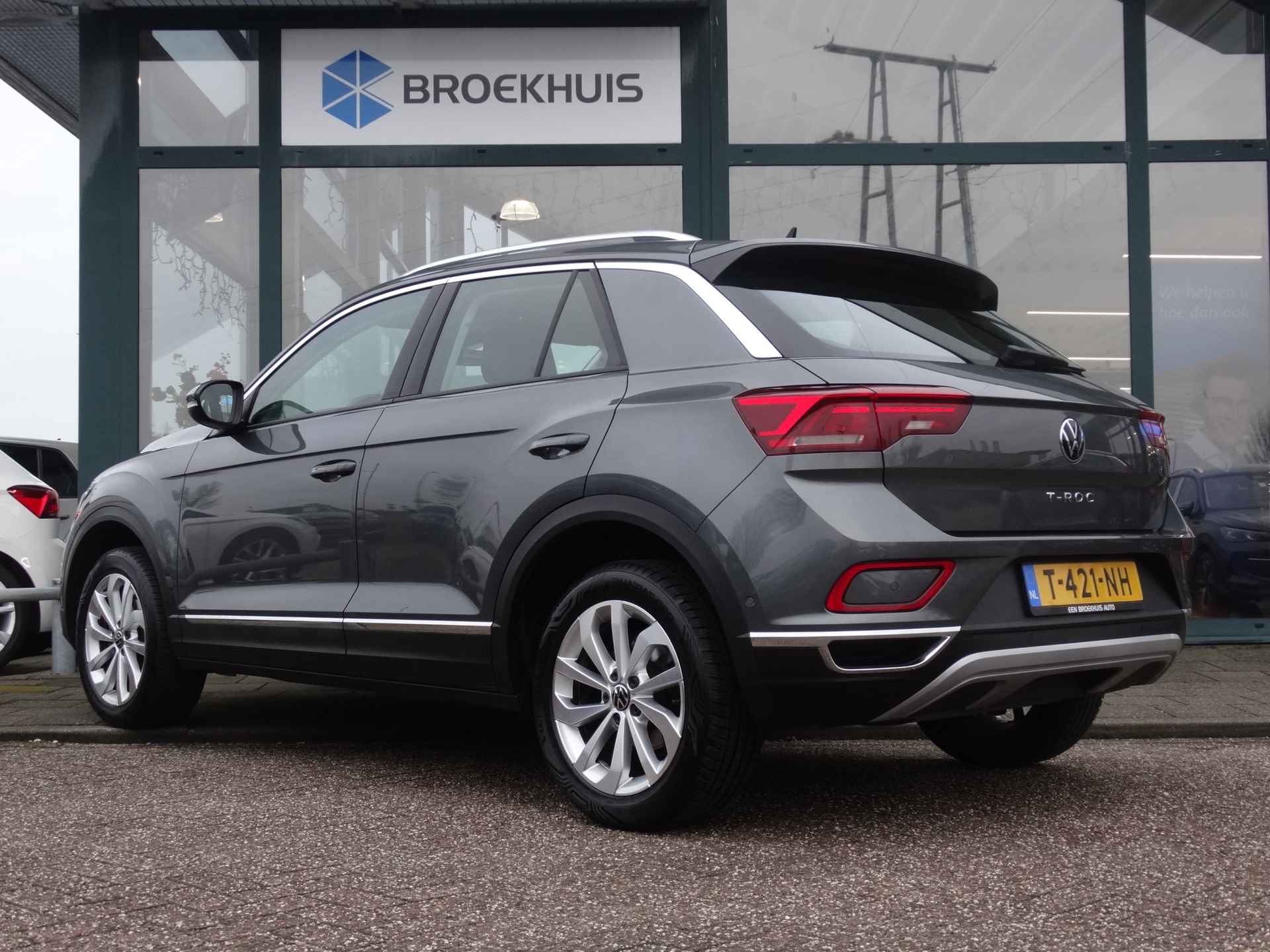 Volkswagen T-Roc 1.5 TSI Style | Cruise Control | Parkeersensoren | Trekhaak | - 3/26