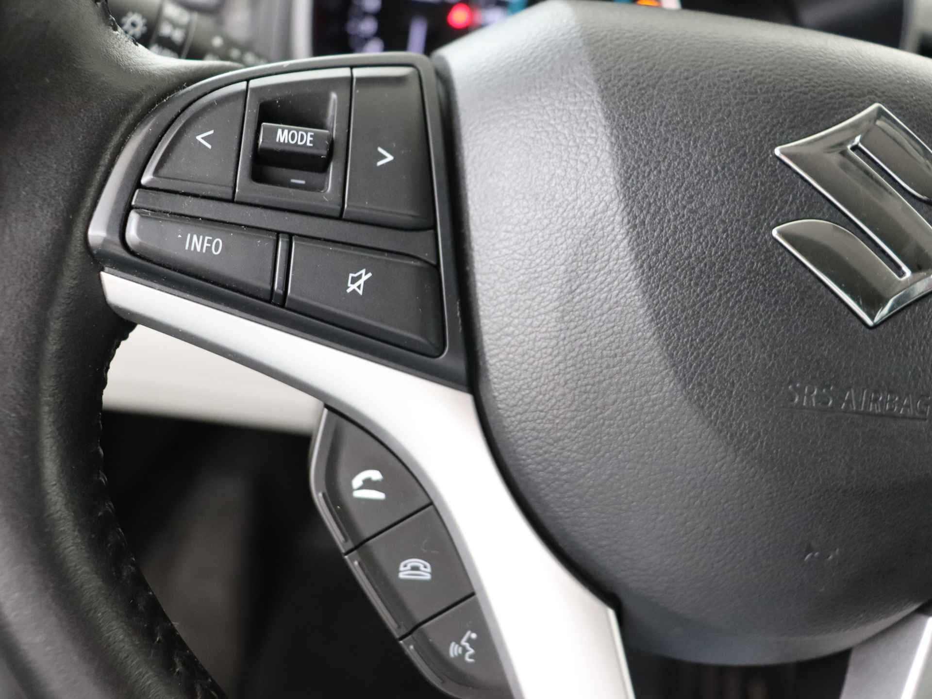 Suzuki Ignis 1.2 Stijl I Navigatie I Climate Control I Cruise Control I Camera I USB I 1e Eigenaar I Volledig LOUWMAN Onderhouden I Stoelverwarming Voor I Keyless Entry/Start I - 23/45