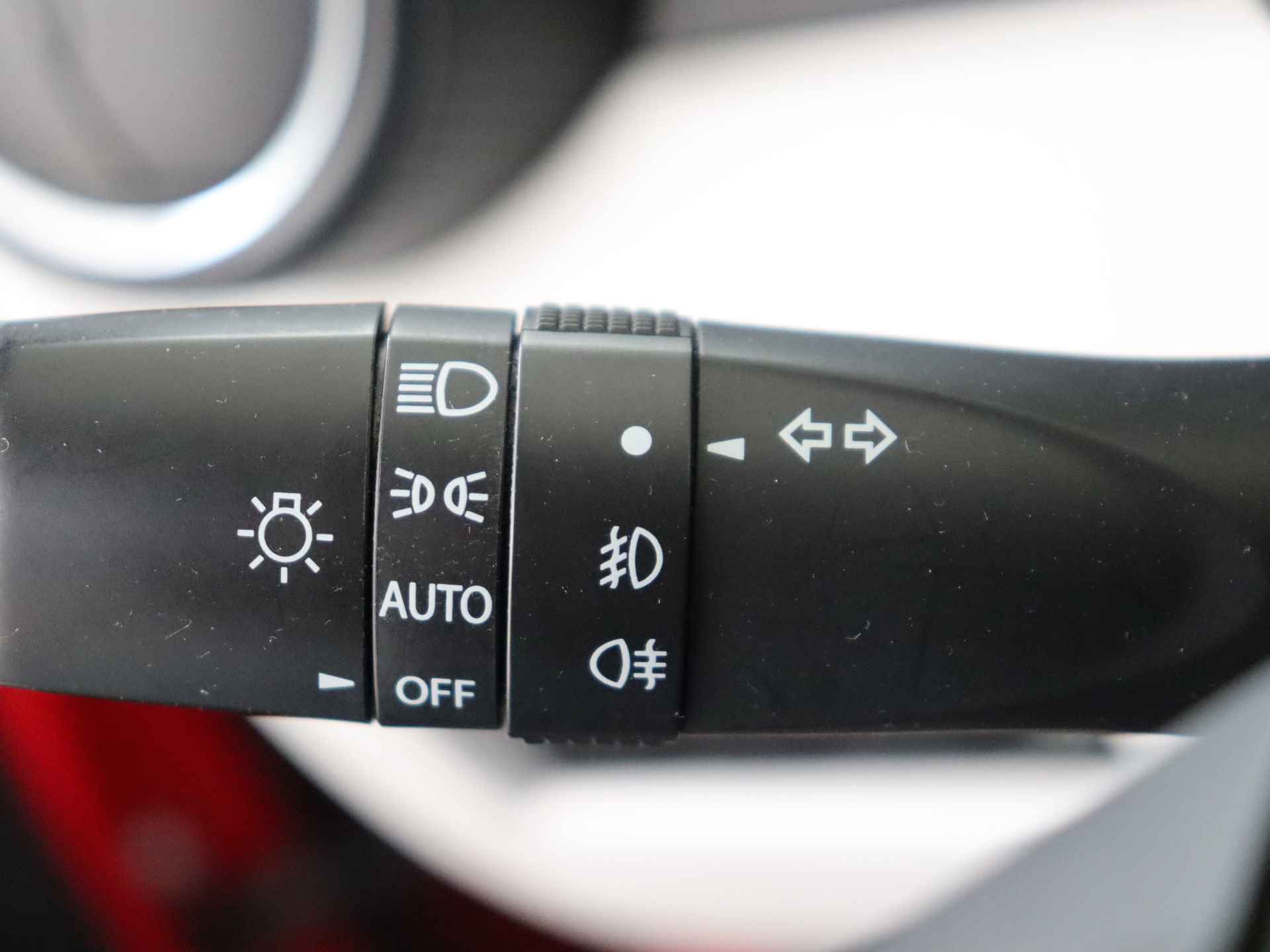 Suzuki Ignis 1.2 Stijl I Navigatie I Climate Control I Cruise Control I Camera I USB I 1e Eigenaar I Volledig LOUWMAN Onderhouden I Stoelverwarming Voor I Keyless Entry/Start I - 25/45