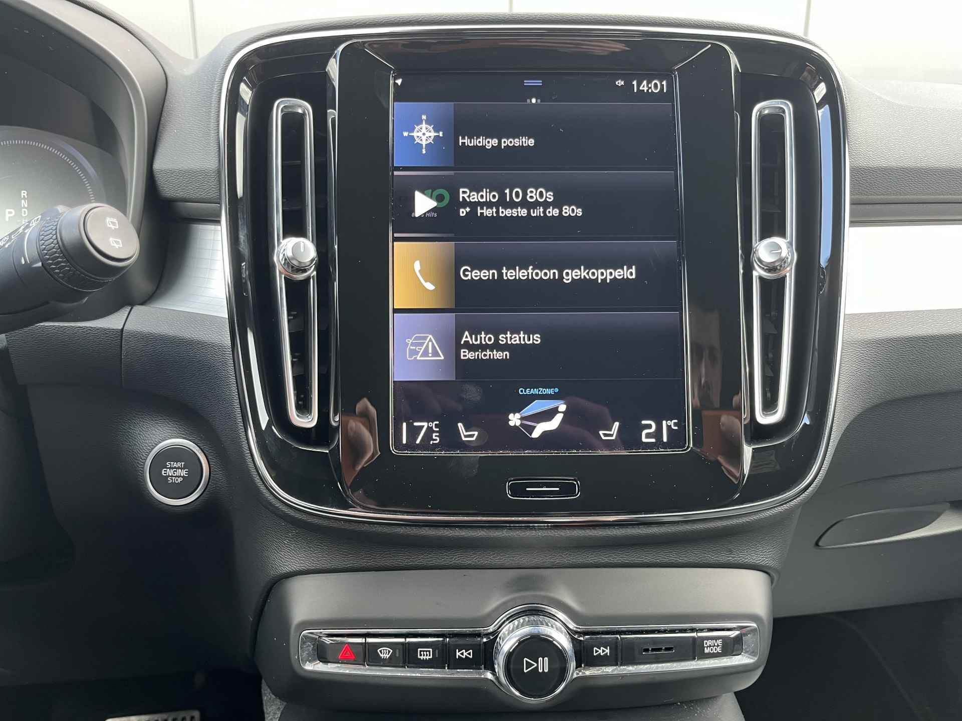 Volvo XC40 T4 Recharge Bright | Camera | Stoelverwarming | 19 Inch | Privacy Glass | CarPlay Android Auto - 13/30
