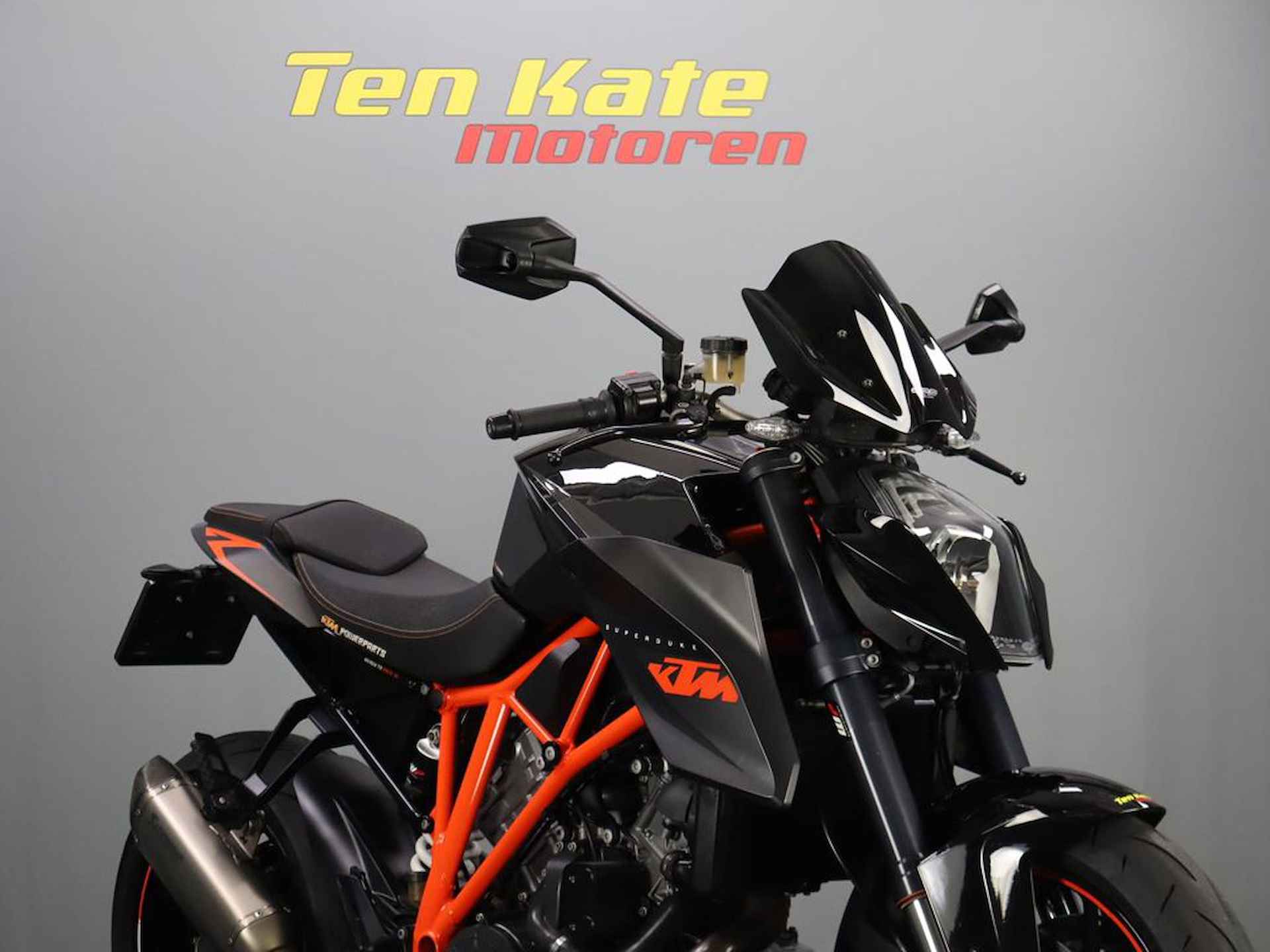 KTM KTM 1290 Superduke R - 4/12