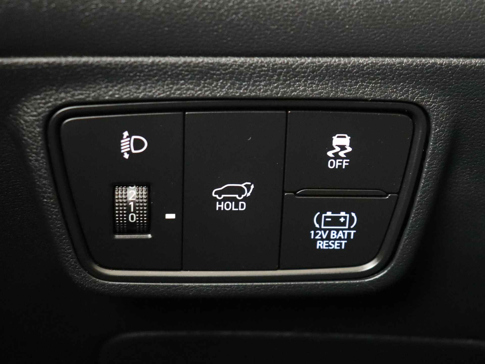 Hyundai Tucson 1.6 T-GDI HEV Premium 240 pk Automaat | Leder | Navigatie | 19 inch Lichtmetalen velgen - 24/34