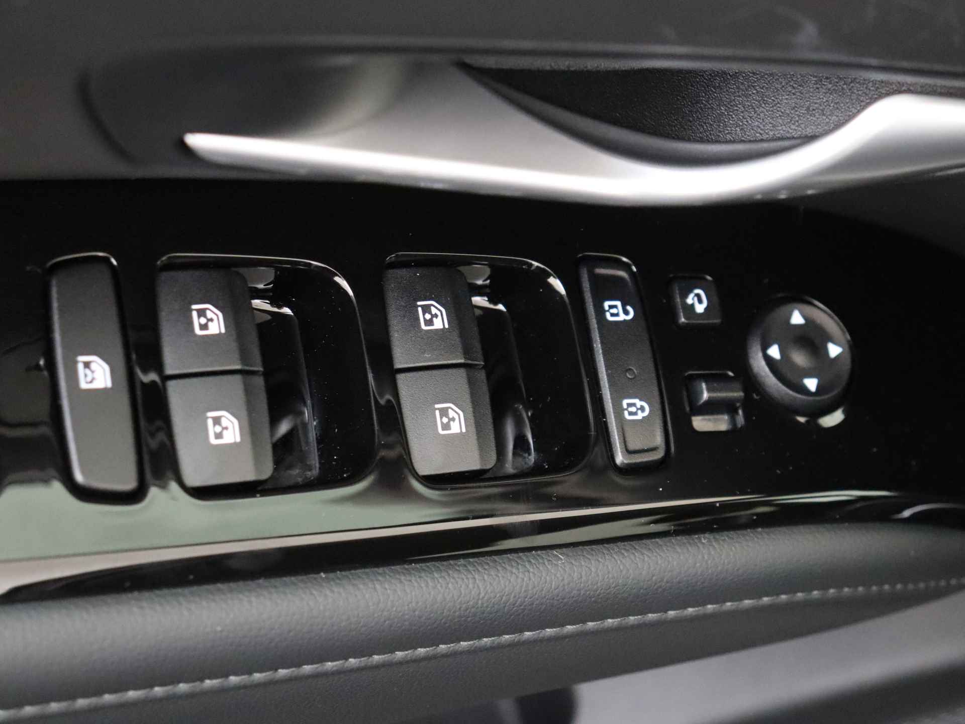 Hyundai Tucson 1.6 T-GDI HEV Premium 240 pk Automaat | Leder | Navigatie | 19 inch Lichtmetalen velgen - 28/34