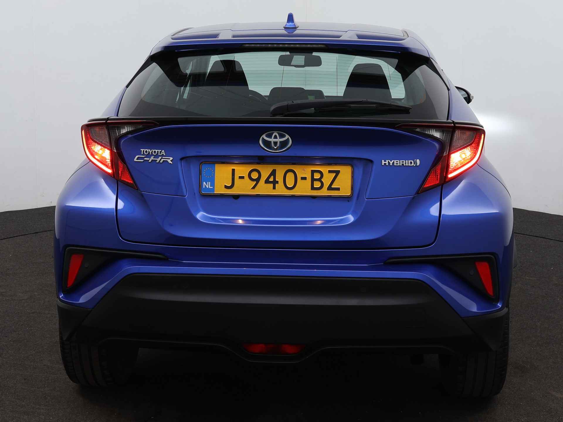 Toyota C-HR 1.8 Hybrid Dynamic | Navigatie | Camera | LM velgen | Cruise Control Adaptief | - 29/42