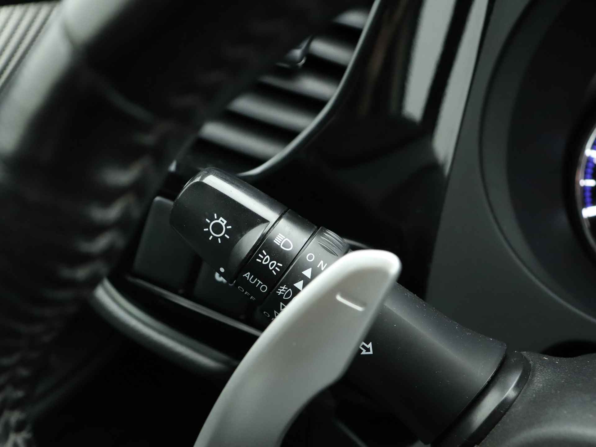 Mitsubishi Outlander 2.0 Connect Pro | Apple Carplay/Android Auto | Stoelverwarming | Keyless Entry | - 20/39