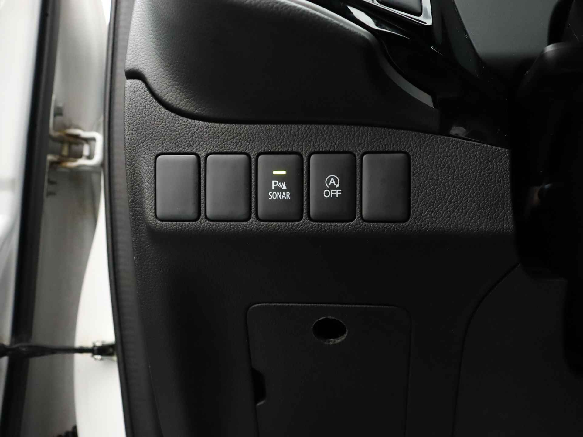 Mitsubishi Outlander 2.0 Connect Pro | Apple Carplay/Android Auto | Stoelverwarming | Keyless Entry | - 29/39