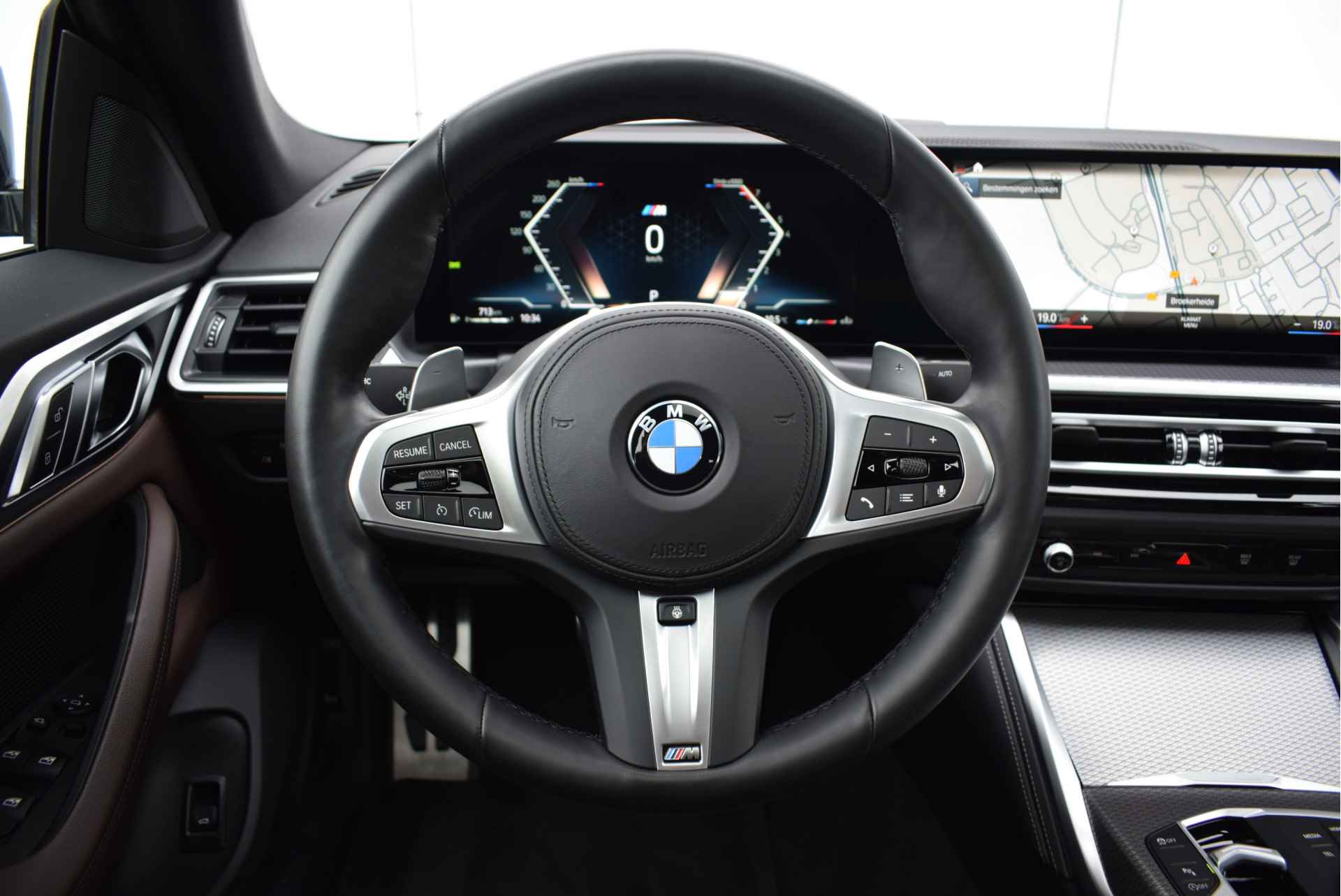 BMW 4 Serie Gran Coupé 430i High Executive M Sport Automaat / Schuif-kanteldak / Trekhaak / Stoelverwarming / Parking Assistant / Cruise Control / Live Cockpit Professional / Verwarmd stuurwiel - 14/31