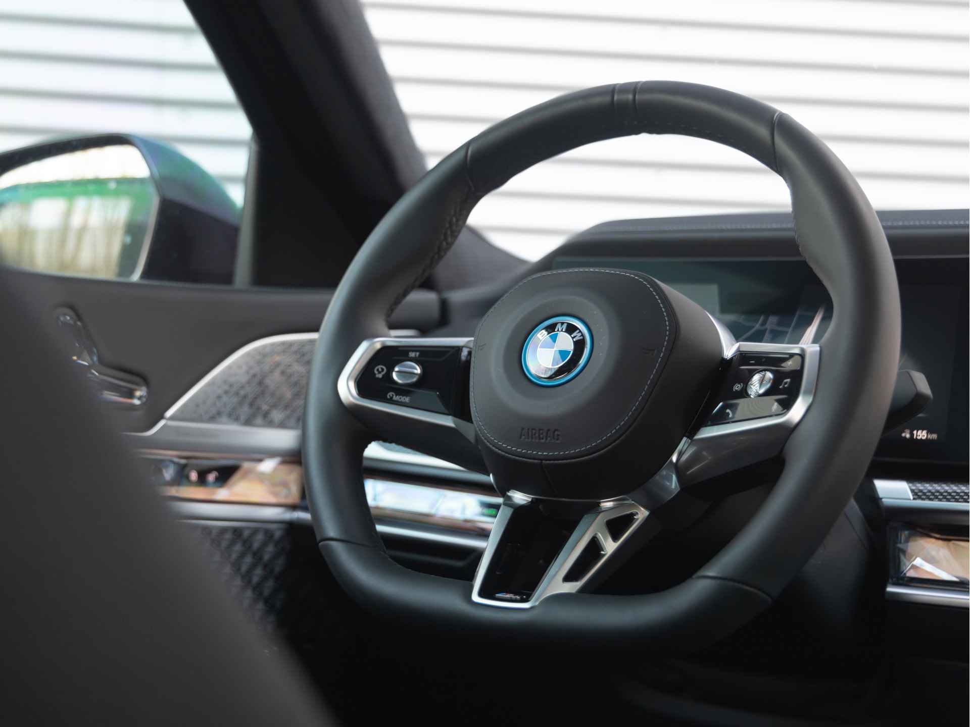 BMW i7 xDrive60 M-Sport Pro - Innovation Pack - Bowers & Wilkins - Stoelmassage + Ventilatie - 29/51