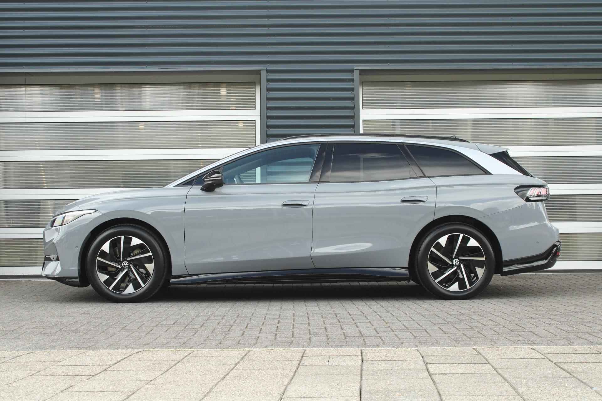 Volkswagen ID.7 Tourer 286pk Pro Business 77 kWh | 19" Velgen | Stoelverwarming - 14/59