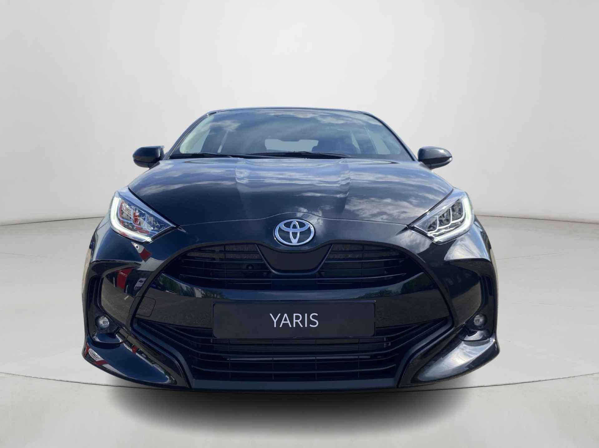 Toyota Yaris Hybrid 115 First Edition Automaat | Apple CarPlay / Android Auto | All season banden - 9/36