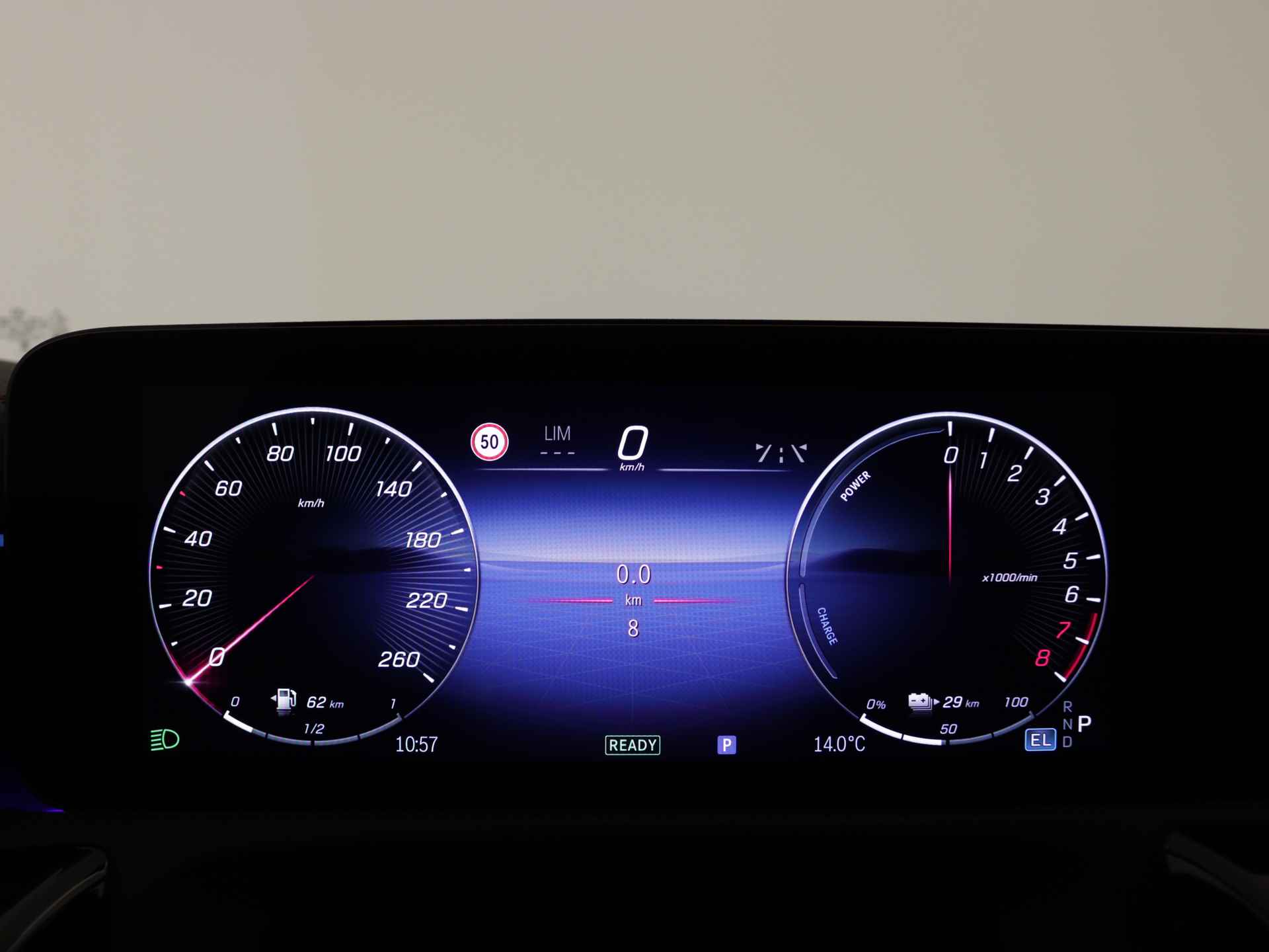Mercedes-Benz CLA-Klasse Shooting Brake 250 e Star Edition AMG Line | Trekhaak | Nightpakket | USB pakket plus | Antidiefstalpakket GUARD 360° Plus | Sfeerverlichting | Parkeerpakket met achteruitrijcamera | KEYLESS GO-comfortpakket | - 9/41