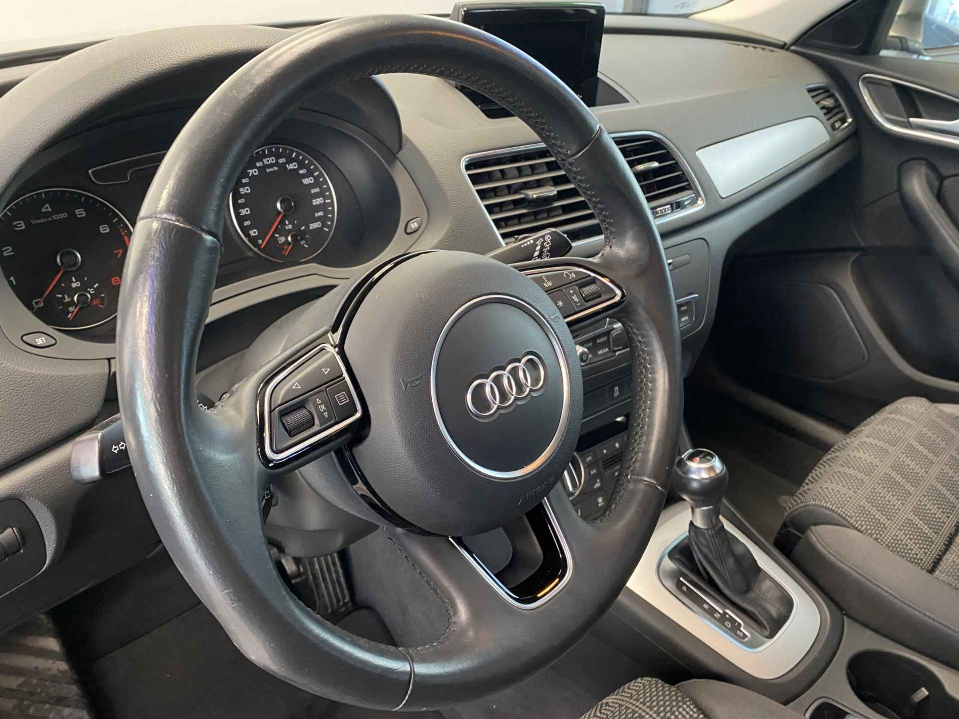 Audi Q3 1.4 TFSI CoD Sport Pro Line Navigatie 17LMV Cruise Control PDC - 9/23