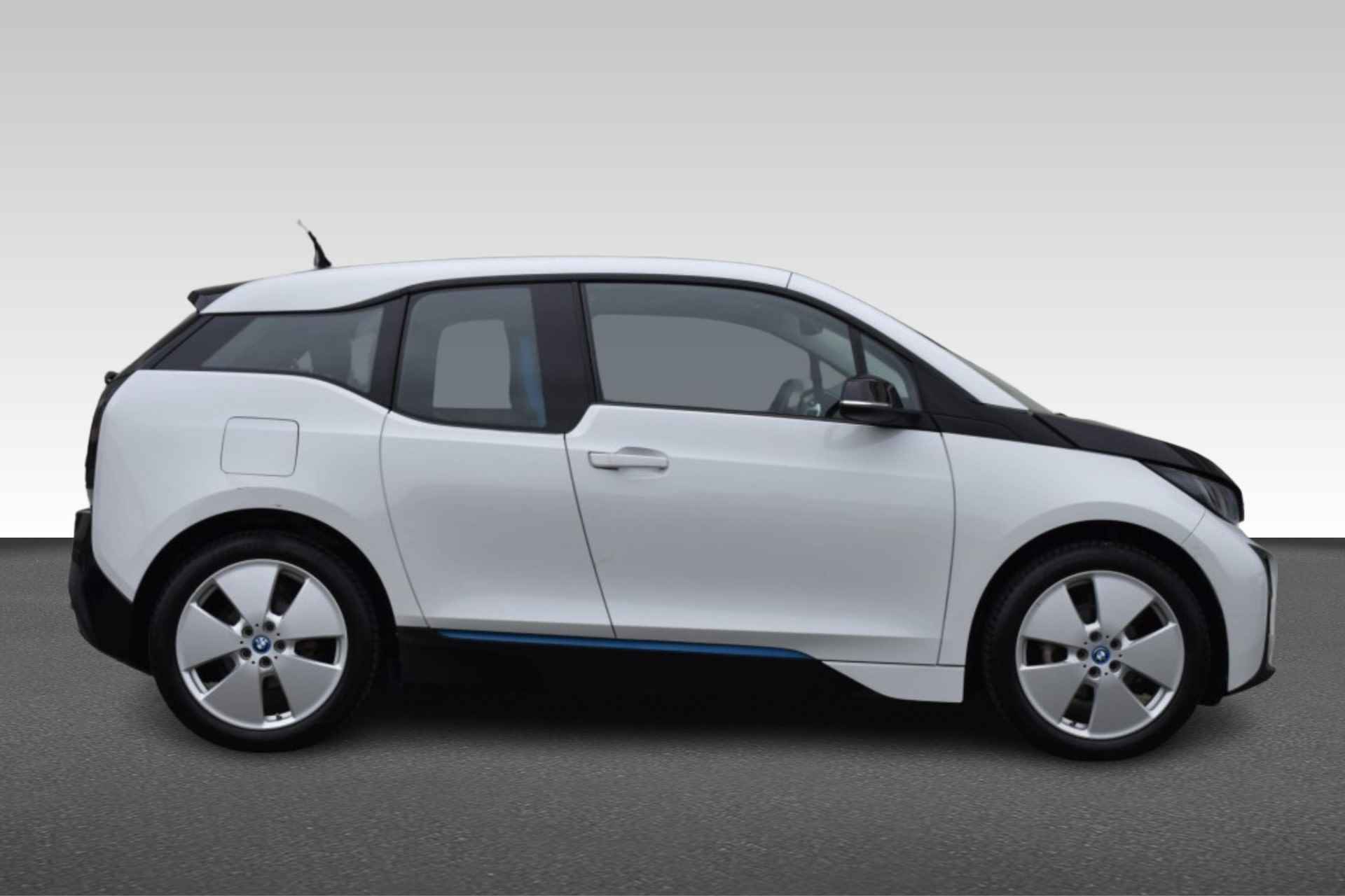 BMW i3 Basis Comfort Advance 22 kWh - 4/23
