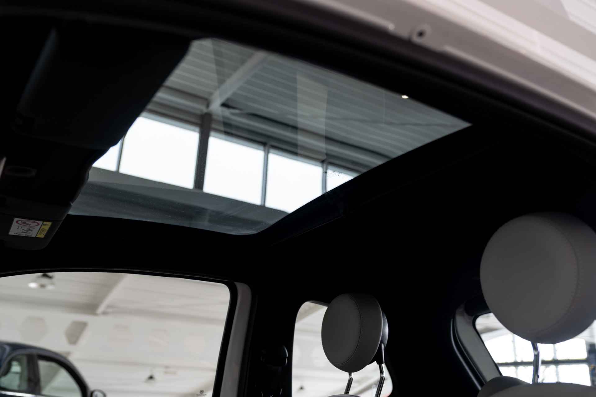 Fiat 500 1.0 Hybrid Dolcevita | Panorama dak | Lichtmetalen velgen | Airco | Cruise Controle | - 10/29