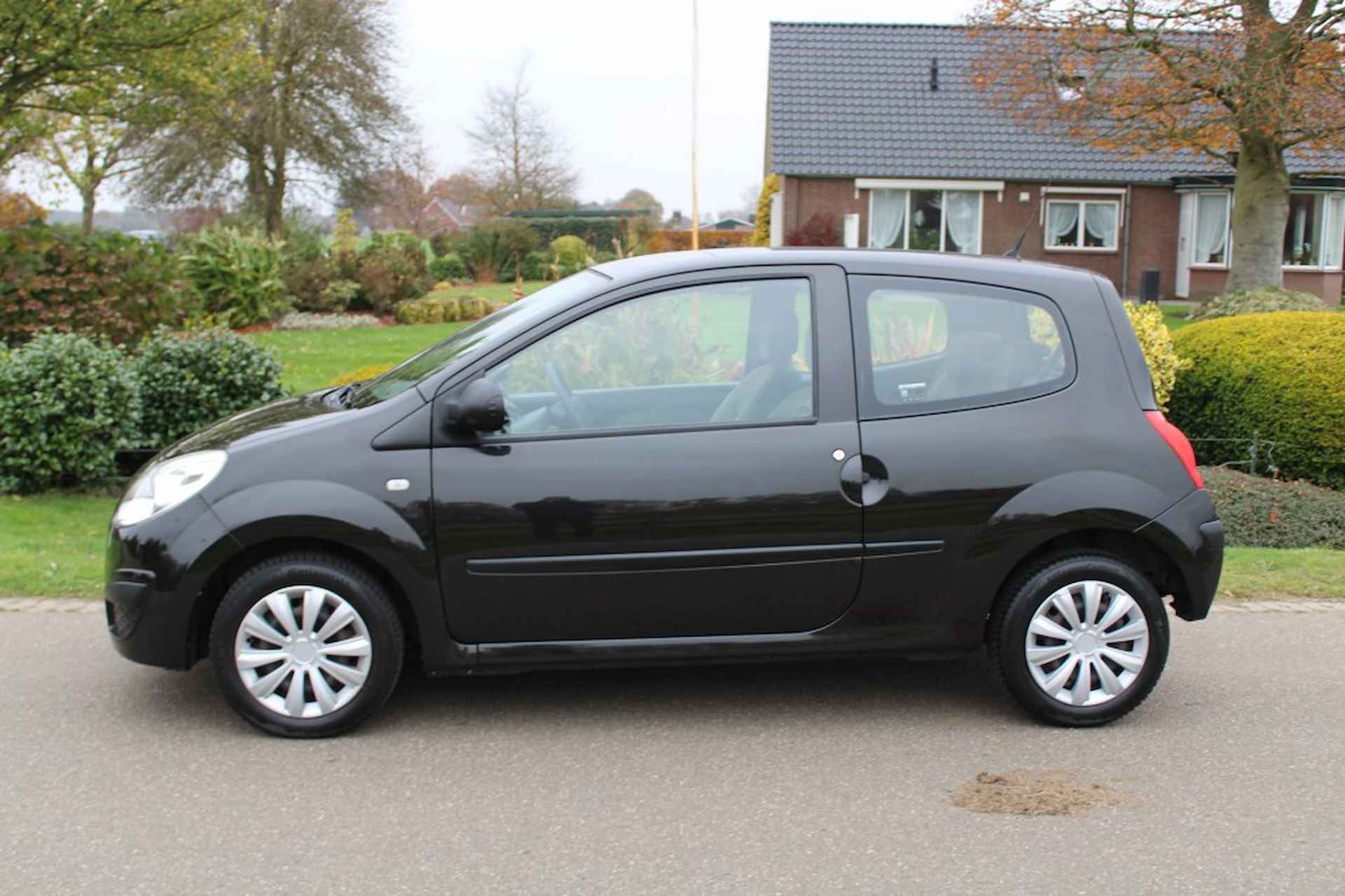 RENAULT Twingo 1.2-16V 75pk Dynamique airco/parkeersensoren - 10/26