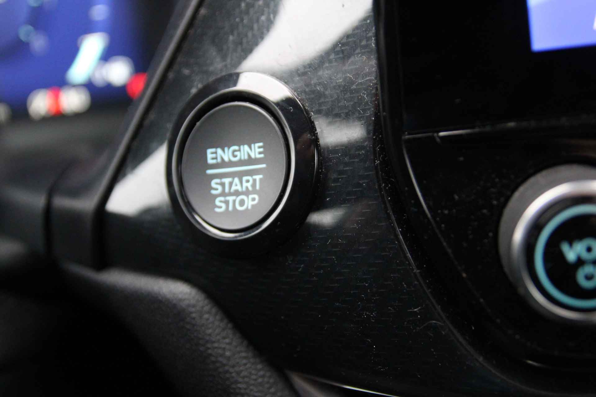 Ford Fiesta 1.0 EcoBoost 125 PK Hybrid ST-Line NAVI CAMERA FULL LED - 17/24