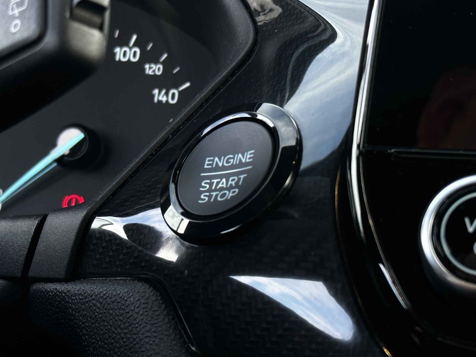 Ford Fiesta 1.0 EcoBoost Hybrid ST-Line | Winterpack | Comfort pack | Dealer onderhouden | - 10/31