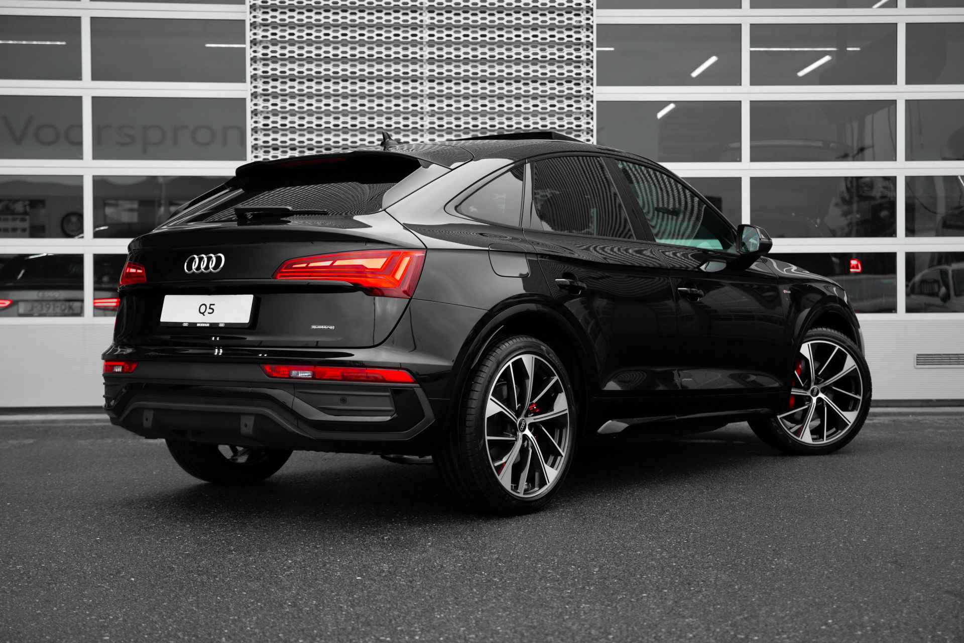 Audi Q5 Sportback 50 TFSI e S edition Competition | Luchtvering | Panoramadak | Tour | Trekhaak - 3/74